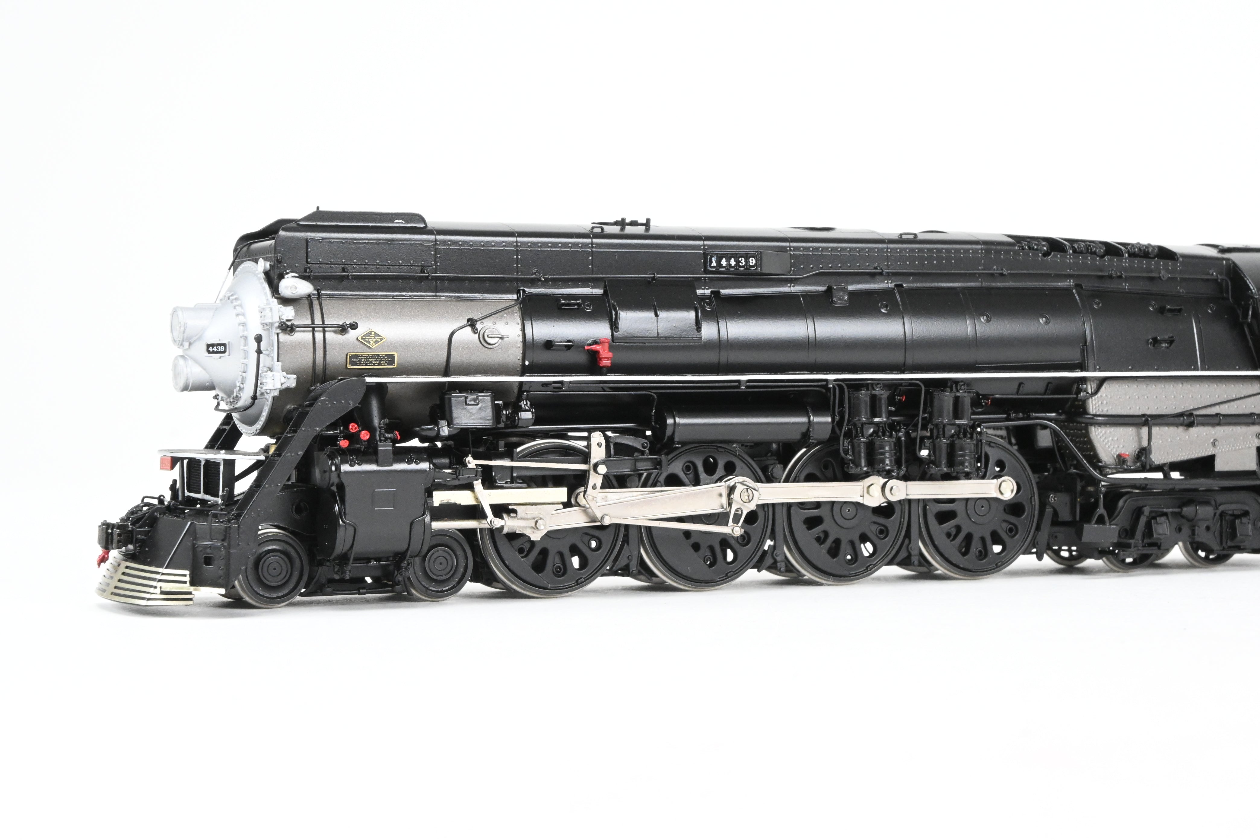 HO Scale Brass Southern Pacific GS - 4 No. 4439 Factory - Painted Model by Challenger Imports