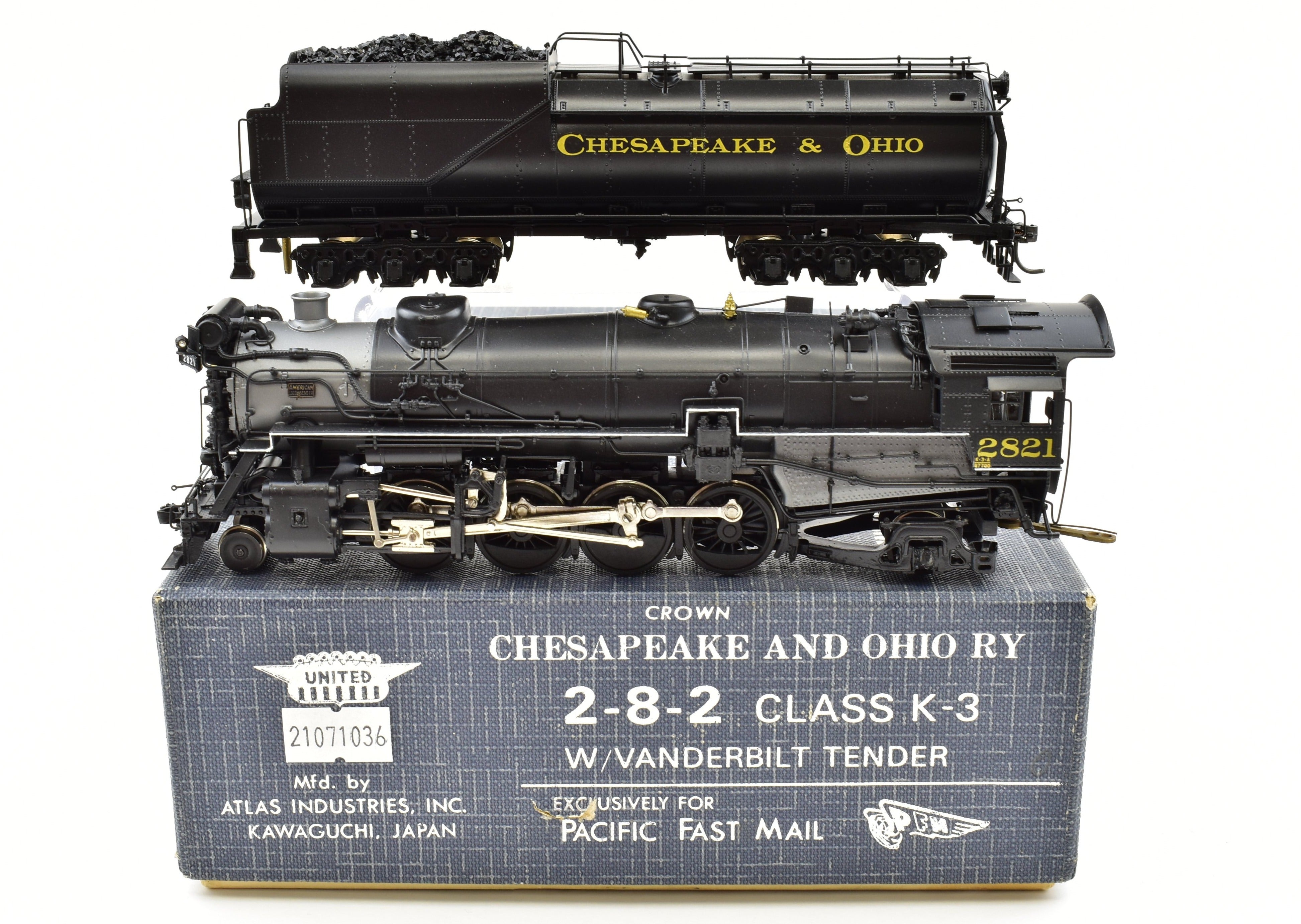 Highly Detailed HO Scale Brass Pacific Fast Mail Model - United C&O Chesapeake & Ohio 2-8-2 K-3 Mikado Crown Model with Pro-Paint #2821 from 1978