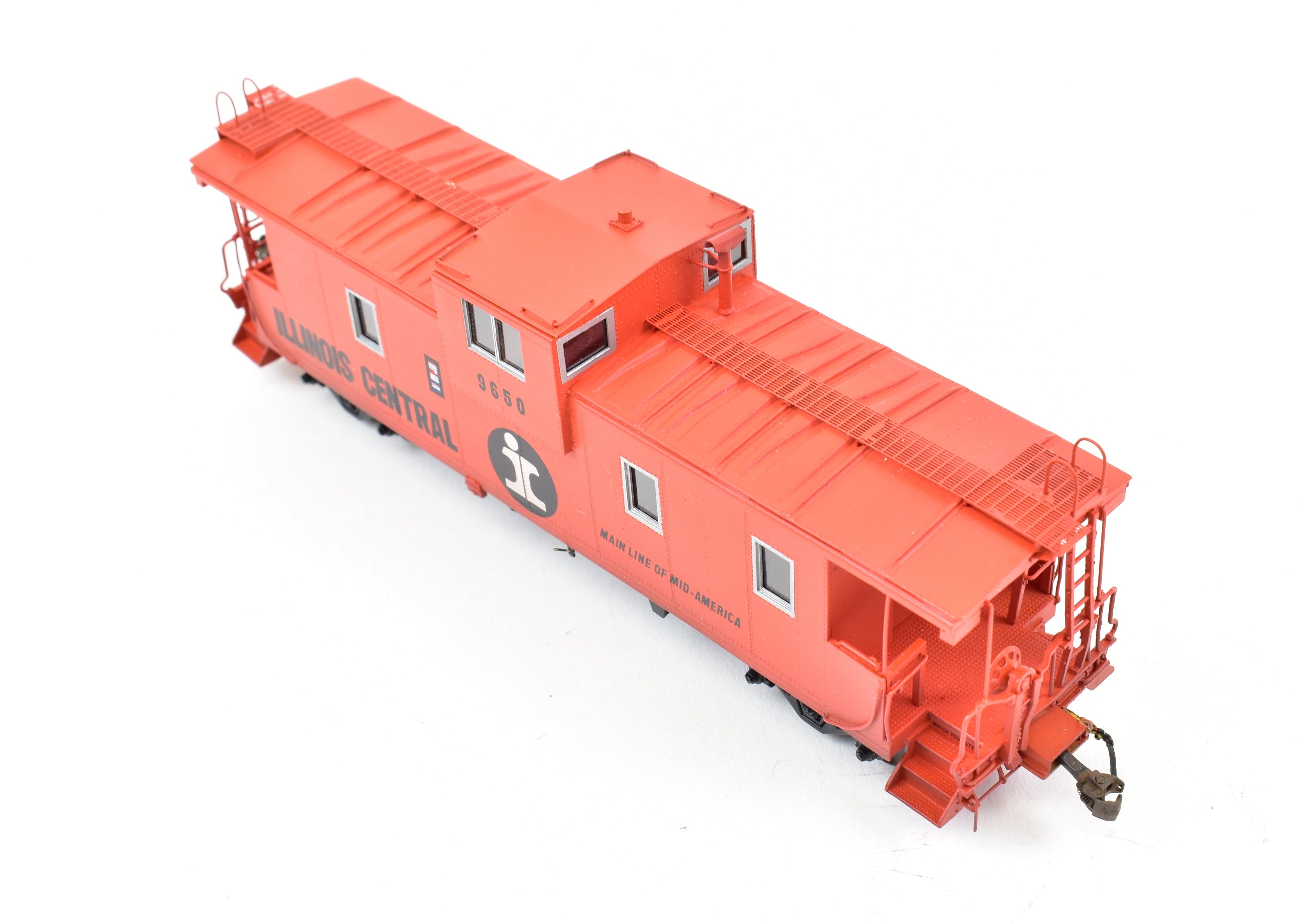 HO Scale Brass Model - Overland Models, Inc. Illinois Central Extended Vision Centrallia Shops Caboose Professionally Painted by OMI