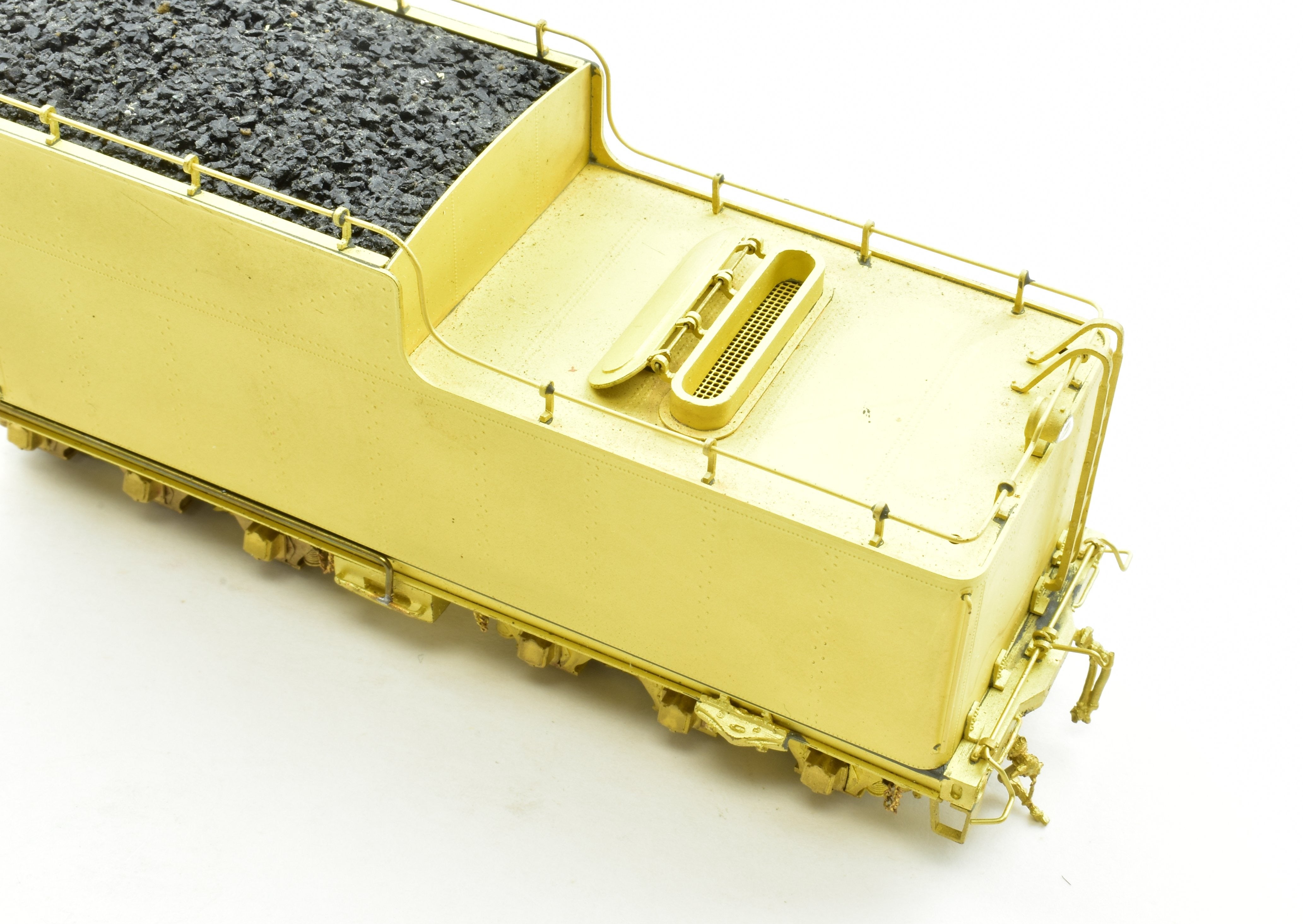 HO Scale Brass Model Van Hobbies CNR - Canadian National Railway U-1-b 4-8-2 #6028 Mountain Locomotive Collectible