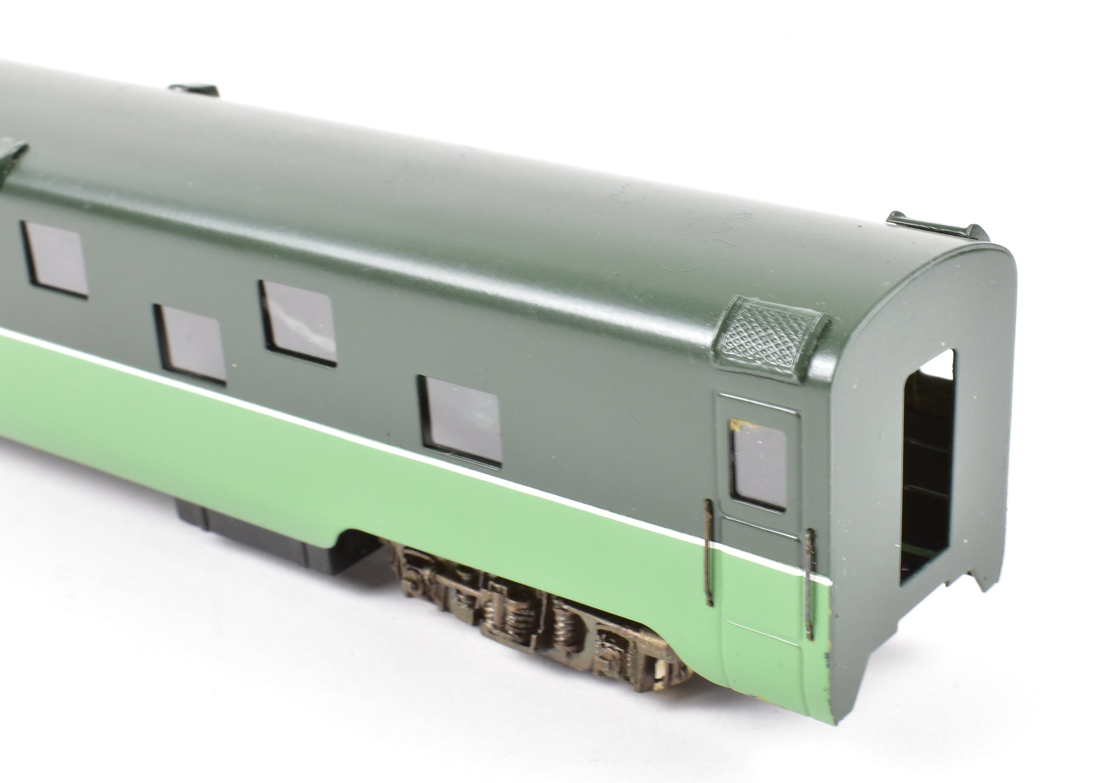 HO Scale Brass Balboa Northern Pacific 5-Car Passenger Train Set with Factory Painting