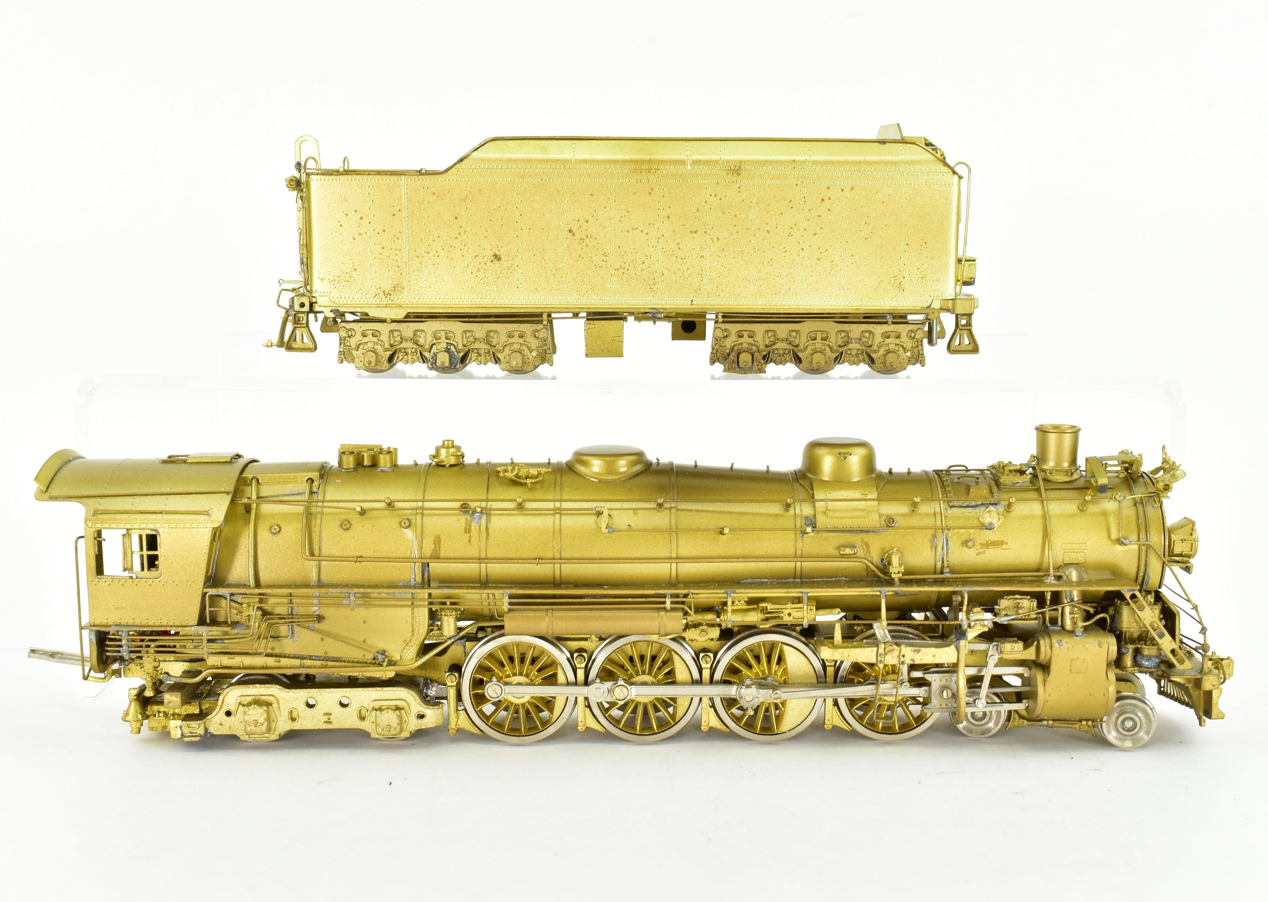 High - Quality HO Scale Brass Model Train Key Imports Classic NP - Northern Pacific Class A - 1 4 - 8 - 4 Steam Locomotive No. 2626
