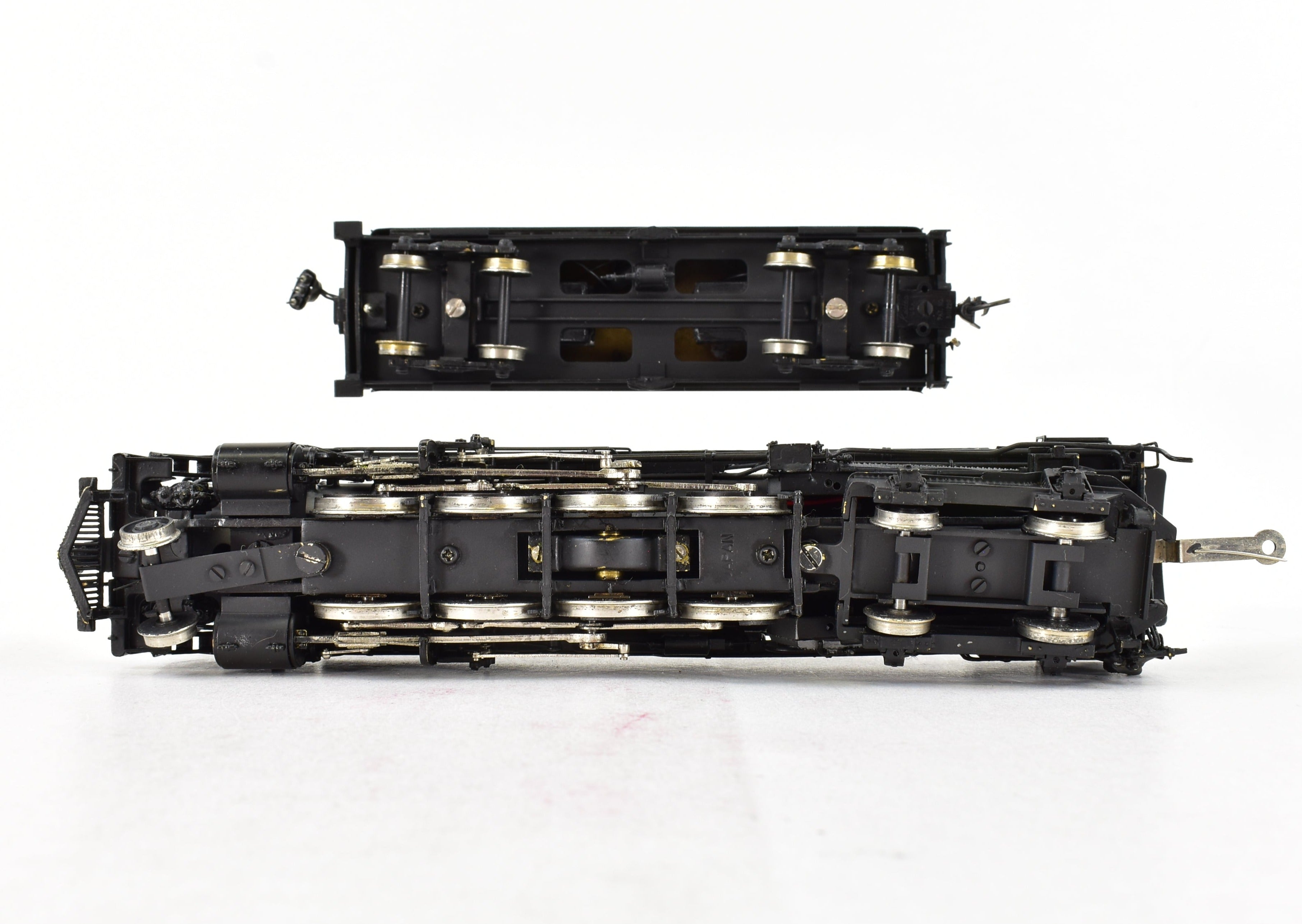 HO Scale Brass Westside Model Co. ATSF - Santa Fe 2-8-4 Berkshire Custom Painted Locomotive with Digitrax DCC for Model Train Enthusiasts
