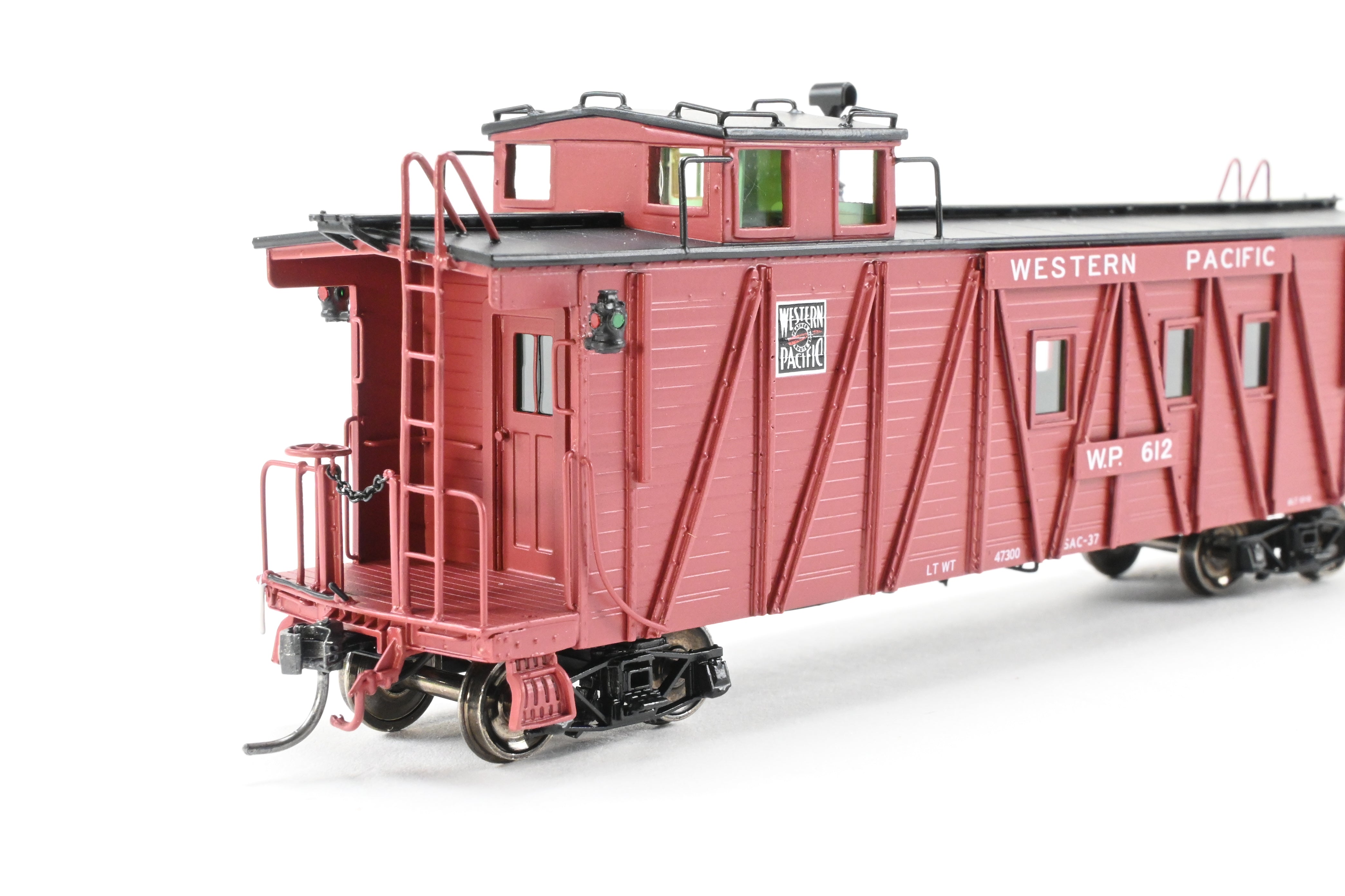 High - Quality HO Scale New Brass North Bank Line (NBL) and Western Pacific (WP) Caboose #612 with Recessed Ends and FP Brown Finish, Ideal for Model Train Enthusiasts