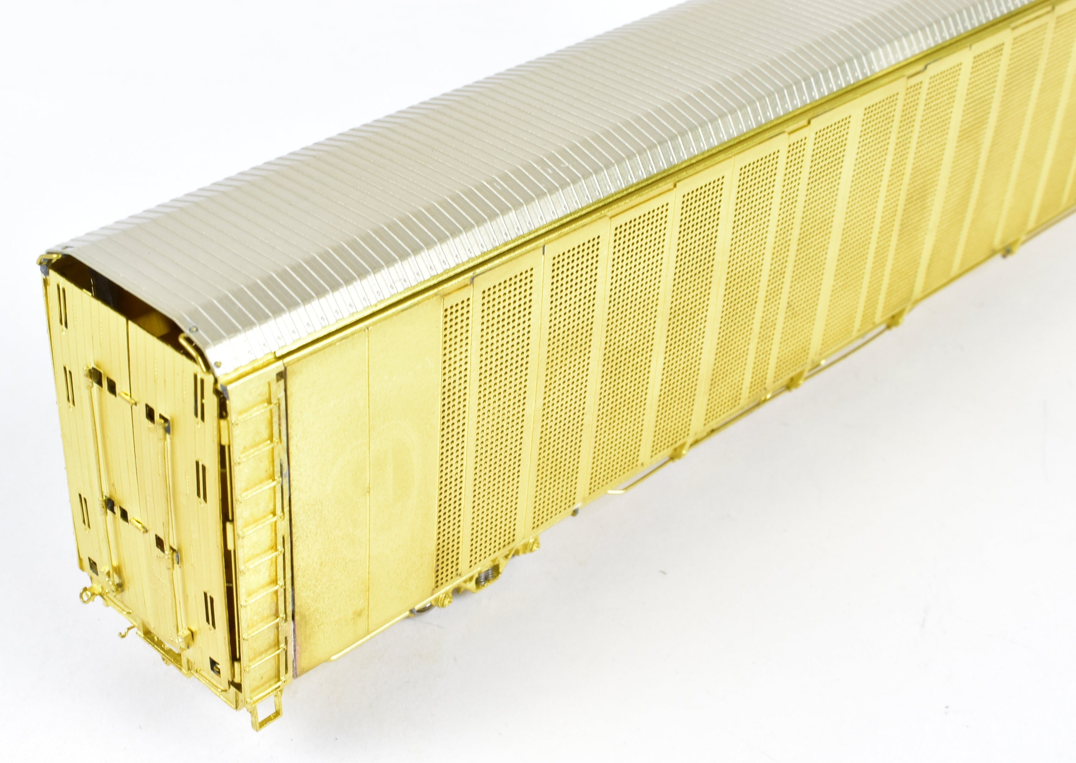 HO Brass OMI Overland Safe-T-Pack Tri-Level Auto Rack with Special Doors (ATSF, FEC, N&W, WP)