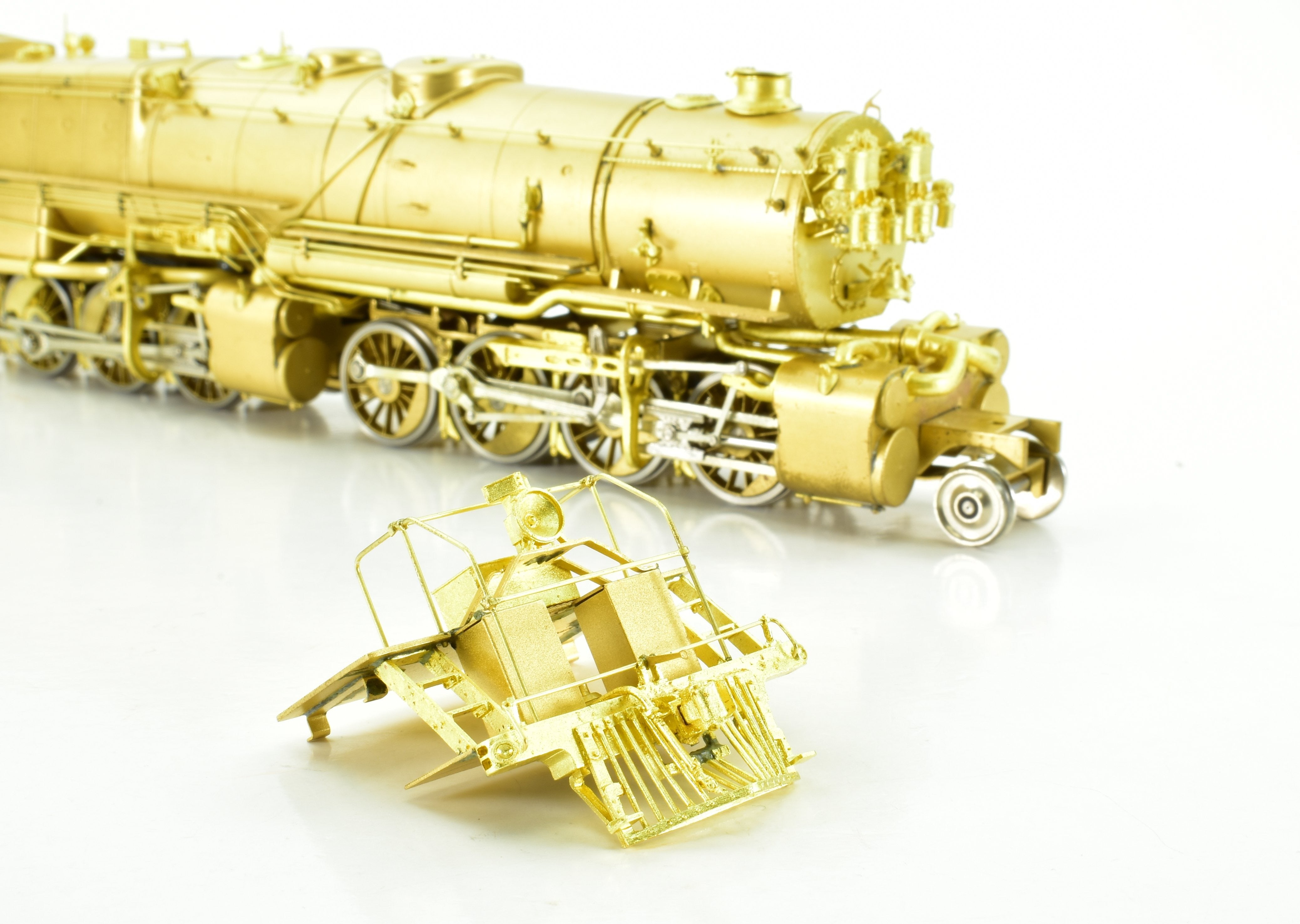 HO Scale Brass Great Northern R - 1 2 - 8 - 8 - 2 Open Cab Version Model Train by Oriental Limited