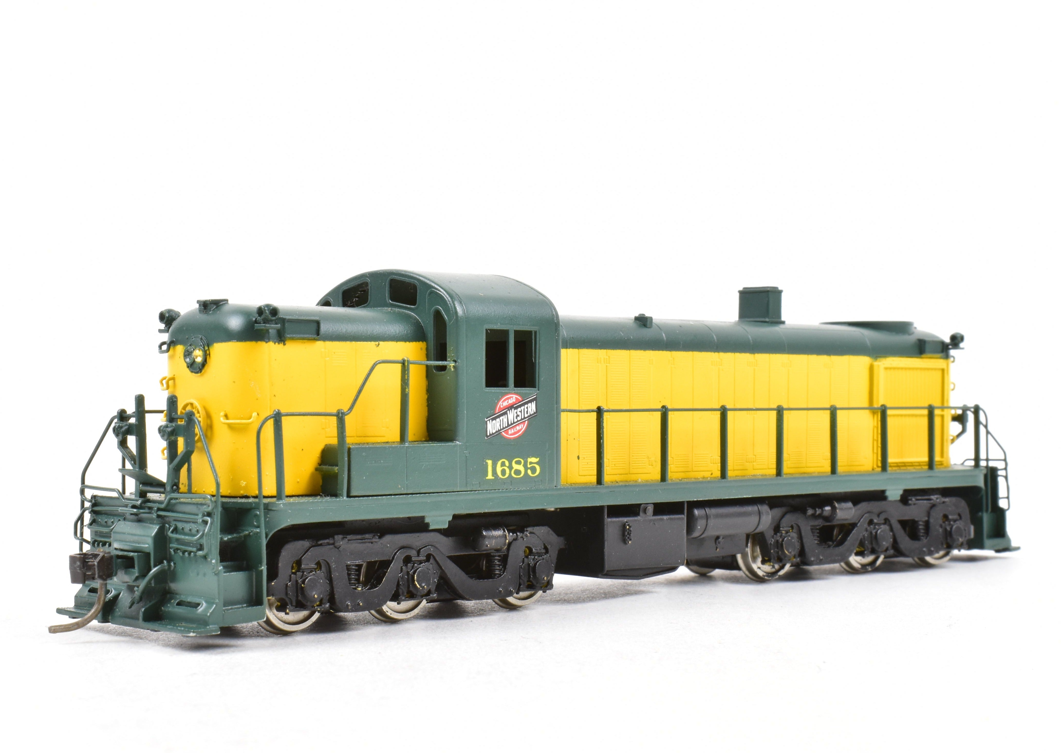 HO Scale Brass ALCO Locomotive Models of C&NW - Chicago & Northwestern ALCO RSD - 4/5 Phase 1 Custom - Painted as CP No. 1685