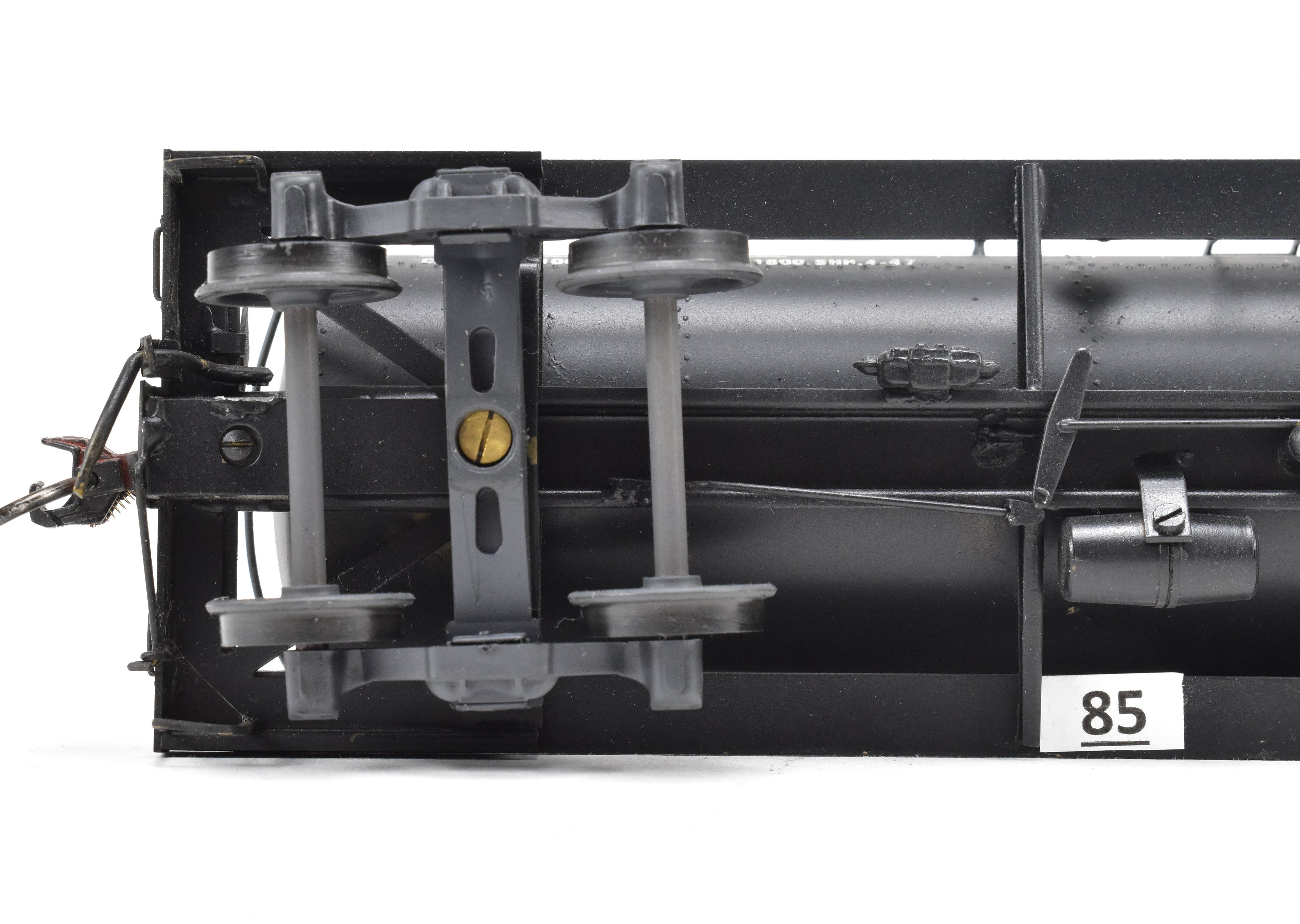 O Scale Model Train - Brass U.S. Hobbies GATX General American 8,000 Gallon Single - Dome Tank Car for Canadian Pacific (CP), Custom - Painted Gulf Oil Corporation Style (GATX 5890), Without Original Box