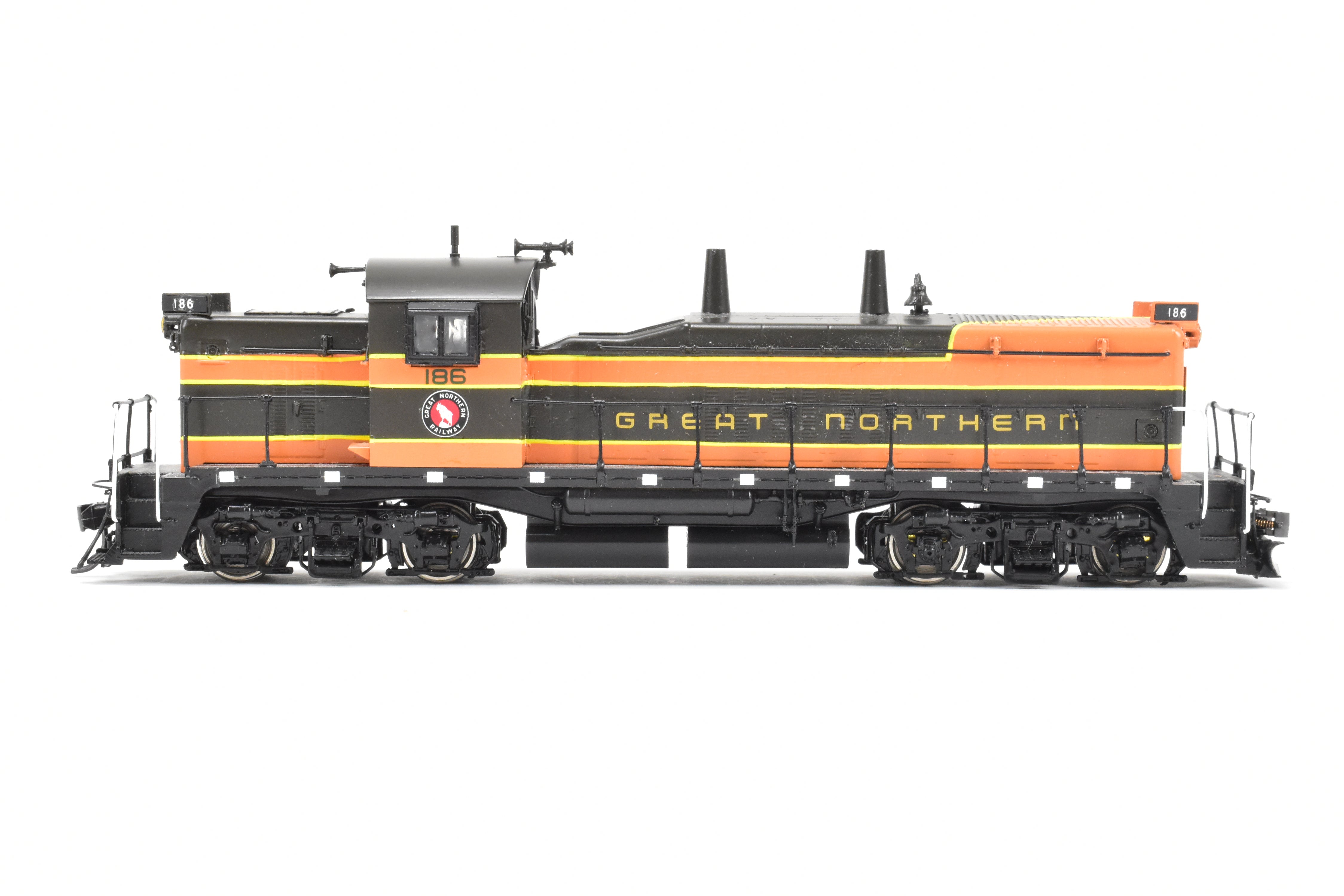 HO Scale Brass Model Train - Overland Models Inc. (OMI) Great Northern EMD NW - 5 Modernized Pro - Painted Locomotive No. 186