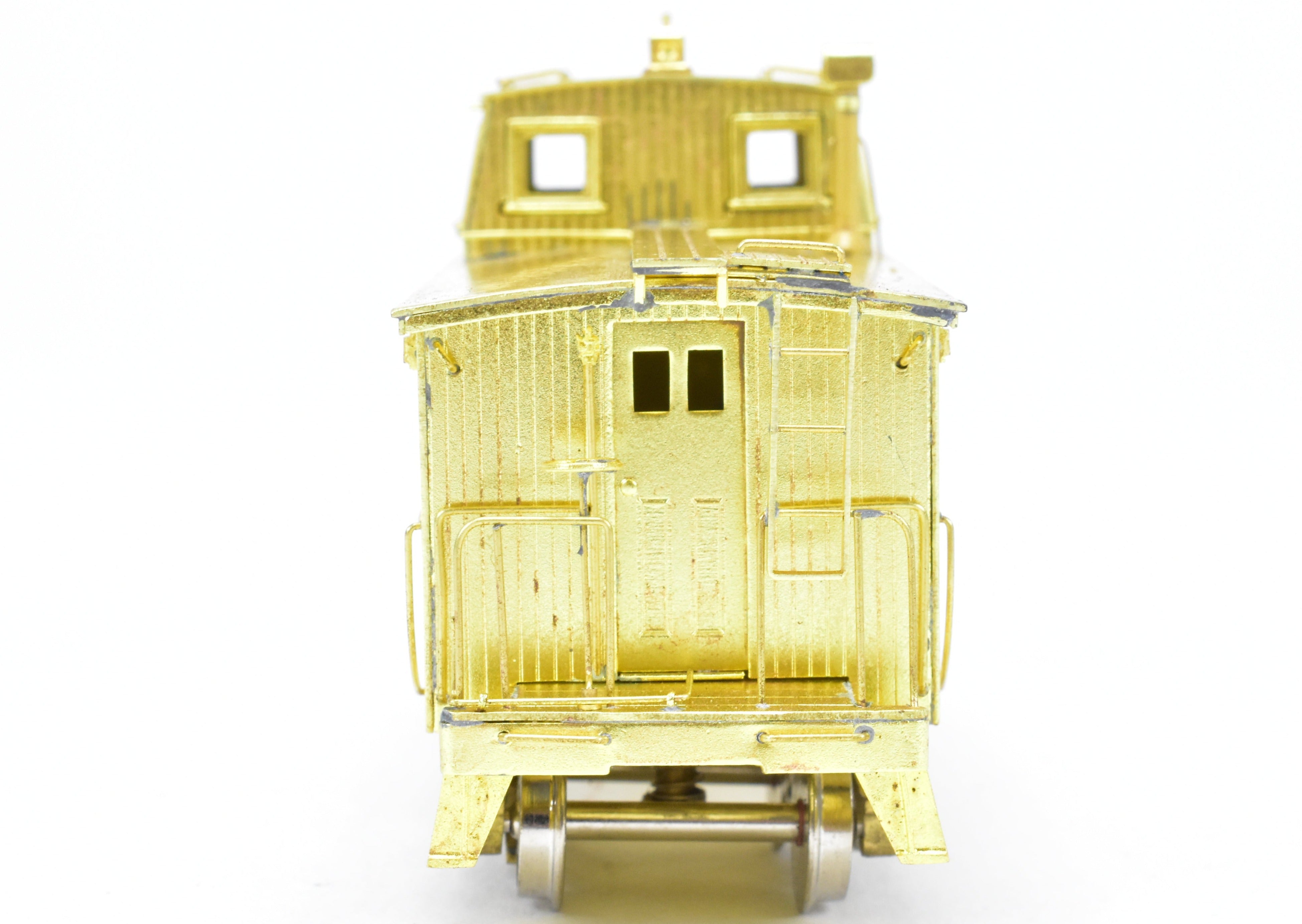 HO Scale Brass Construction Alco Models New York Central (NYC) 24-Foot Offset Cupola Wood Caboose Model