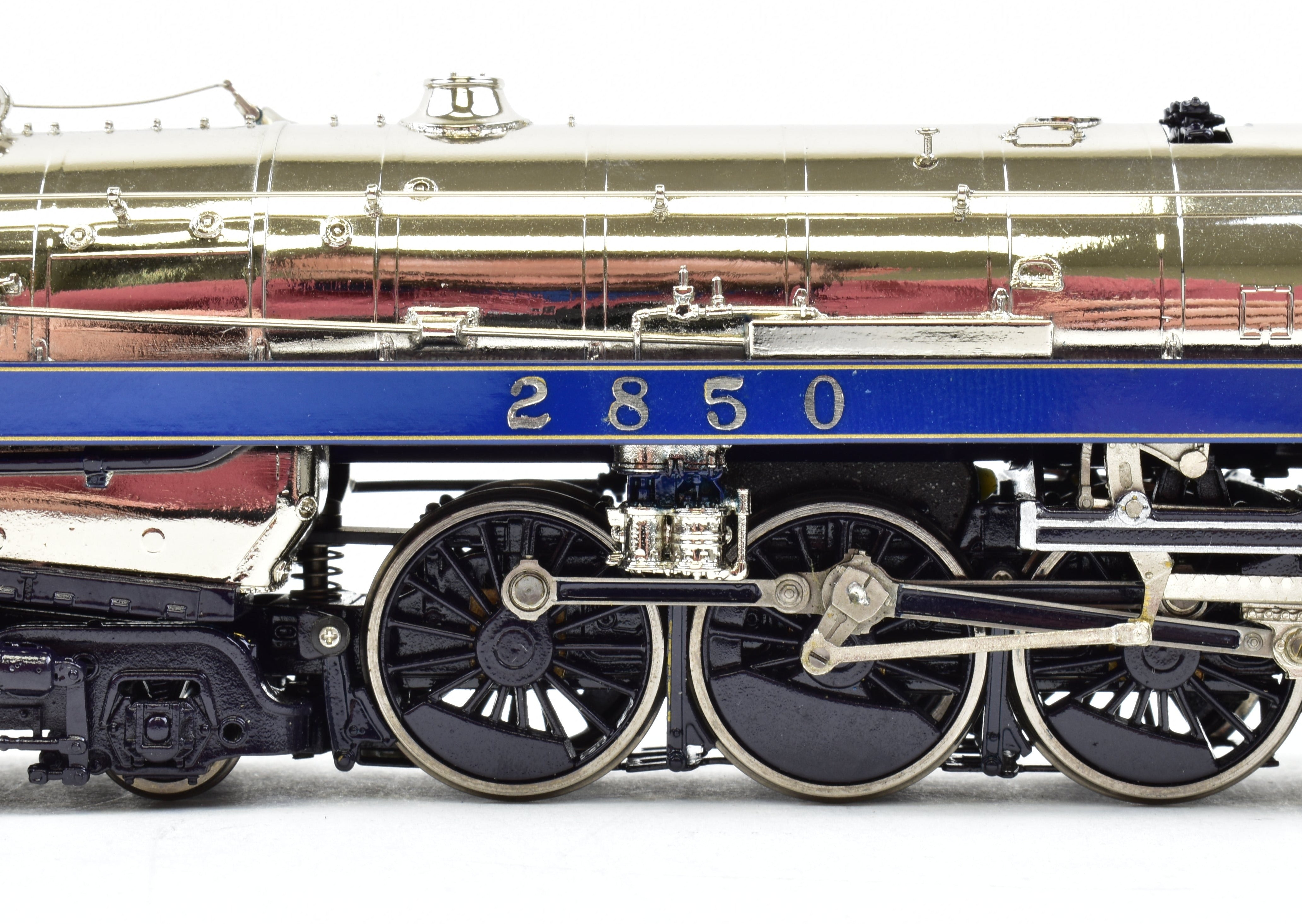 HO Scale Brass Model Train - Van Hobbies CPR Canadian Pacific Railway 4-6-4 Class H1d Royal Hudson 1939 Royal Service Locomotive with Factory Painted Road Number 2850