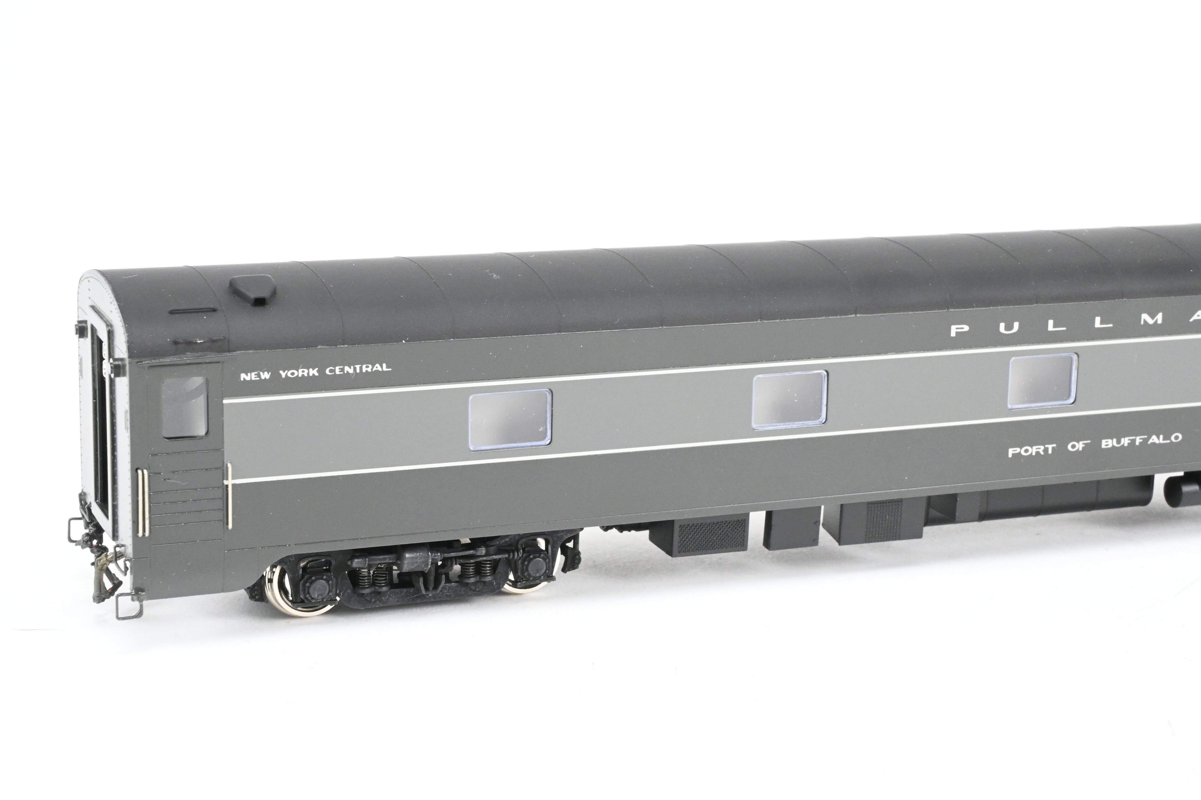 High - Quality HO Scale Brass Erie Limited 8 - Car Set Representing New York Central's 20th Century Limited in 1948, Factory - Painted, Set #2