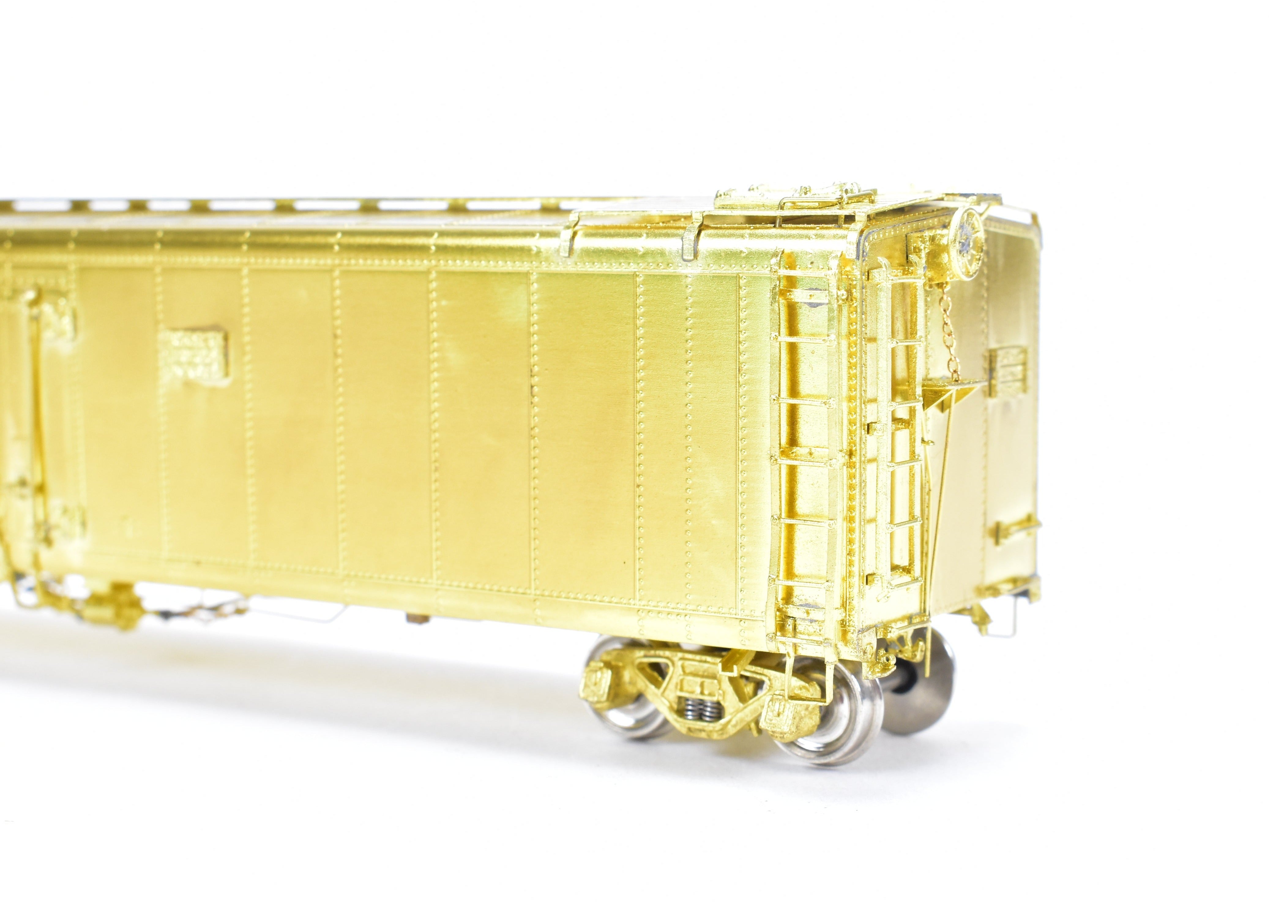 HO Scale Brass Refrigerator Car Model by OMI - Overland Models, Inc. Representing MILW - Milwaukee Road 70 - Ton Variant