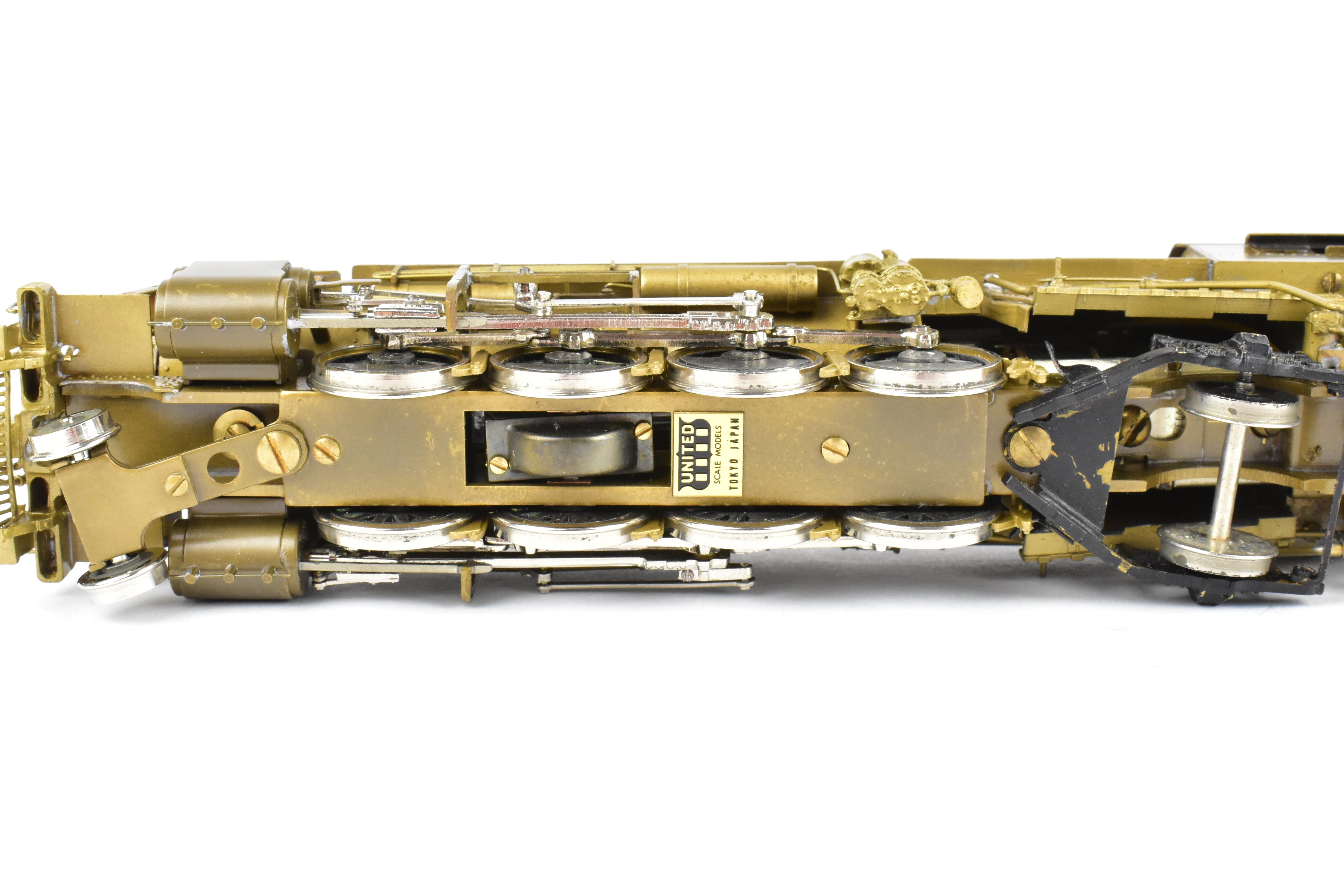 High - Quality HO Scale Brass Pacific Fast Mail (PFM) Model of United States Railway Administration (USRA) 2 - 8 - 2 Light Class Mikado Locomotive from 1977 Run, Sold As - Is