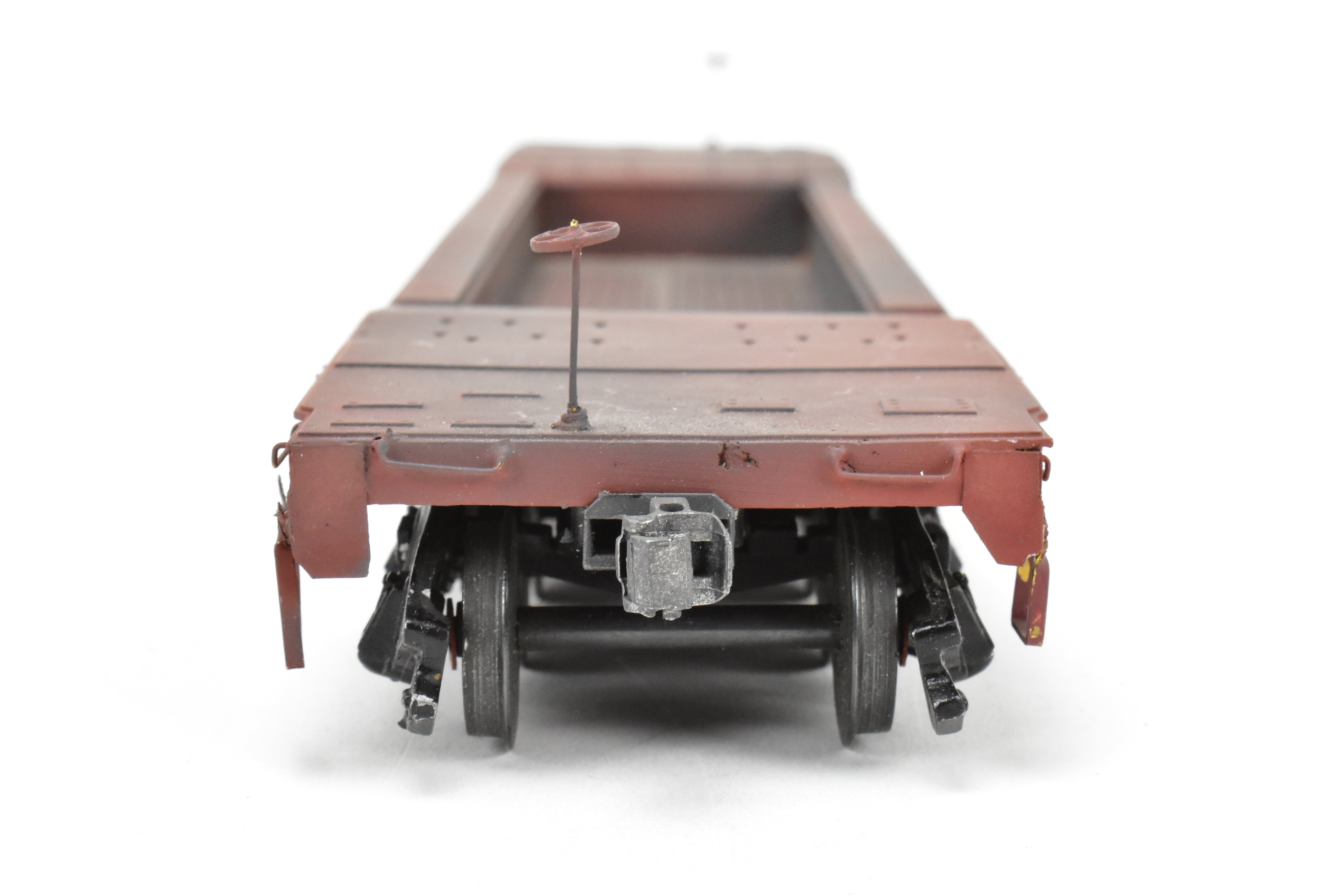 Custom-Built O Scale Metal C&O - Chesapeake & Ohio 61' Well Hole Flat Car by Quality Craft