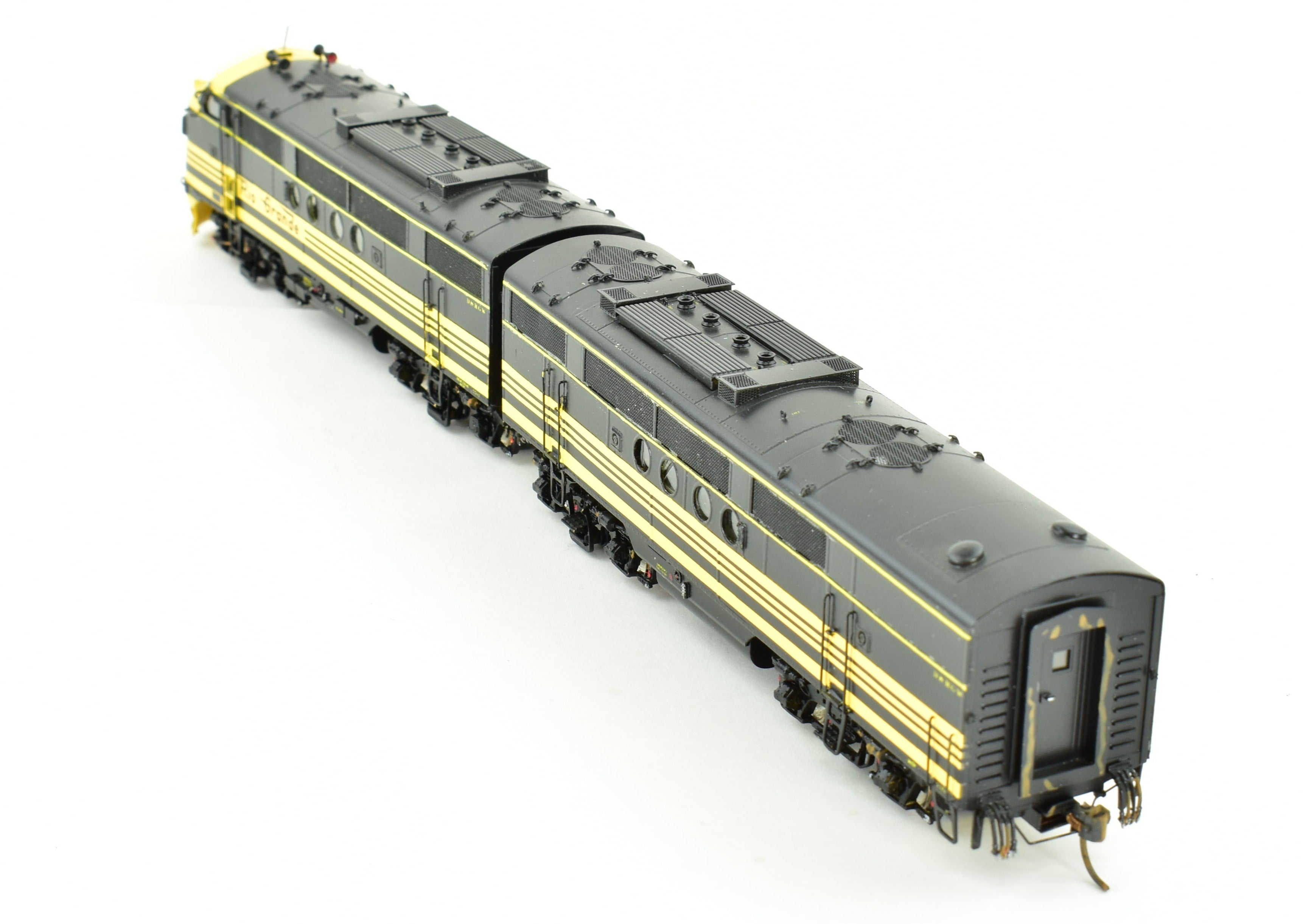 HO Scale Brass Model Train Set by Overland Models Inc. (OMI) - Custom Painted Denver & Rio Grande Western (D&RGW) EMD FT - A and FT - B Locomotive Set