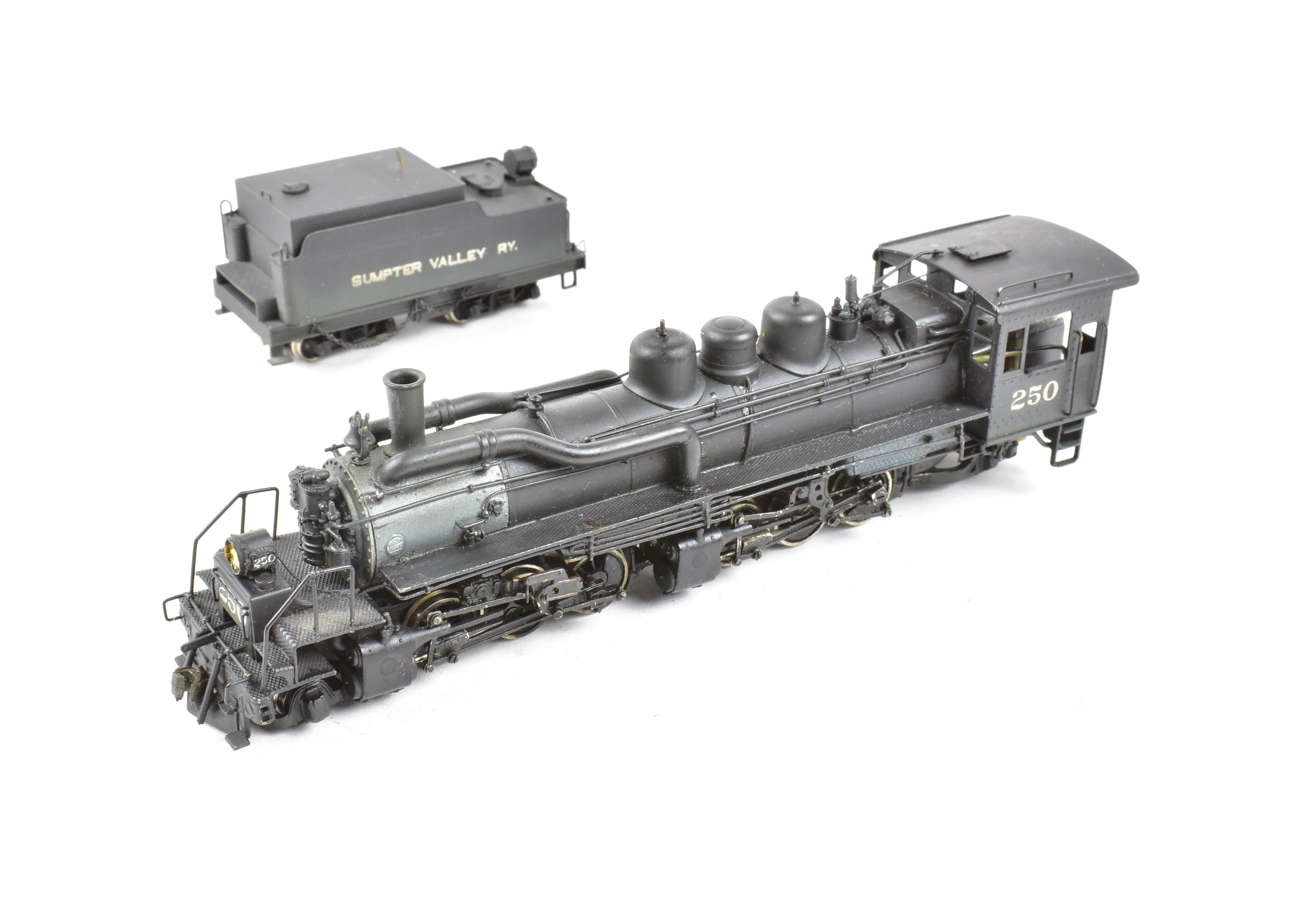 HOn3 Scale Brass Pacific Fast Mail (PFM) - United Sumpter Valley No 250 2-6-6-2 Mallet Steam Locomotive Model with Custom Painting