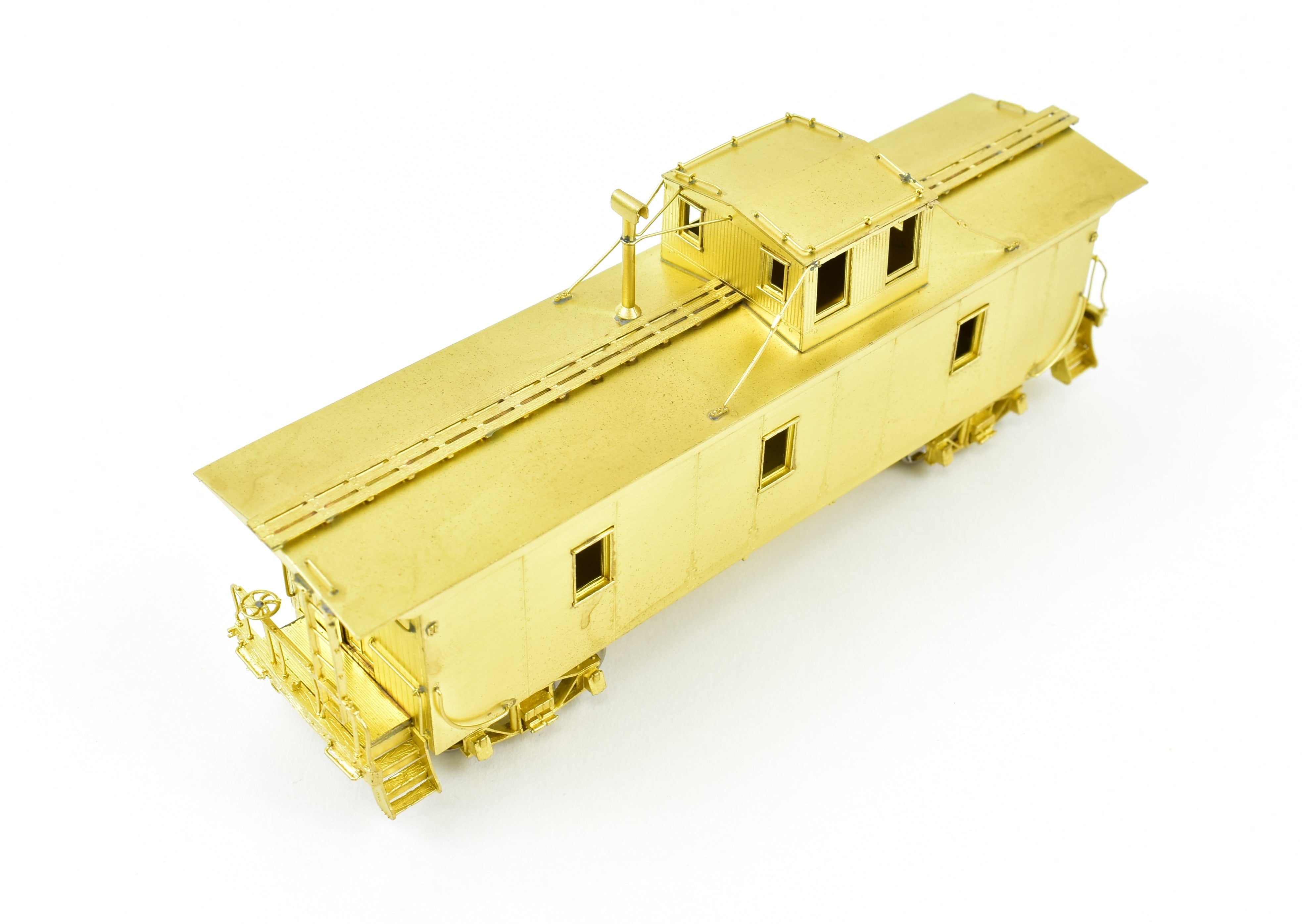 HO Brass OMI Overland Models Soo Line Wood Sheath Caboose with Two Side Windows
