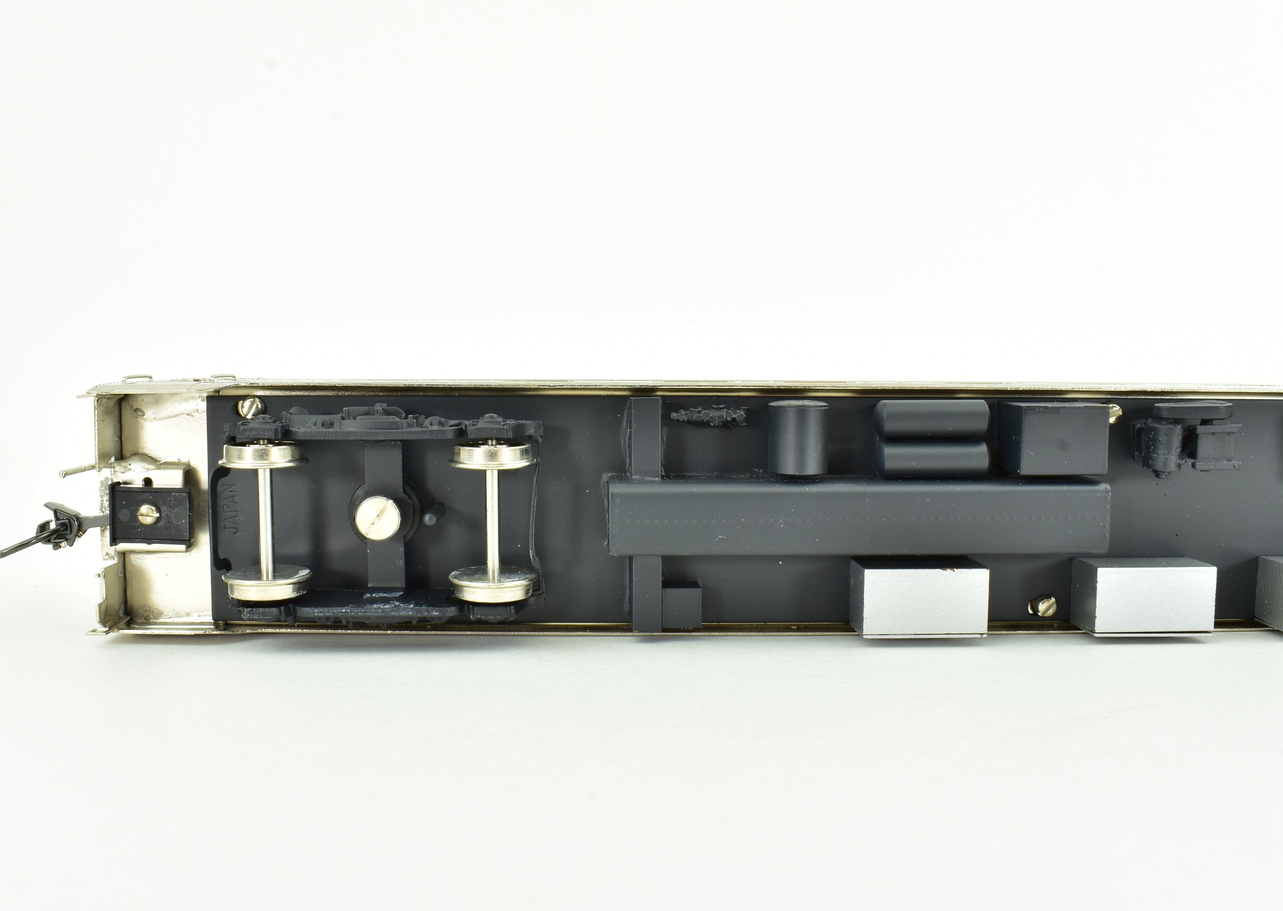 HO Scale Brass Model Train Sleeper by S. Soho & Co. - Canadian Pacific Railroad Chateau Latour 8-1-3-4 Lightweight Design