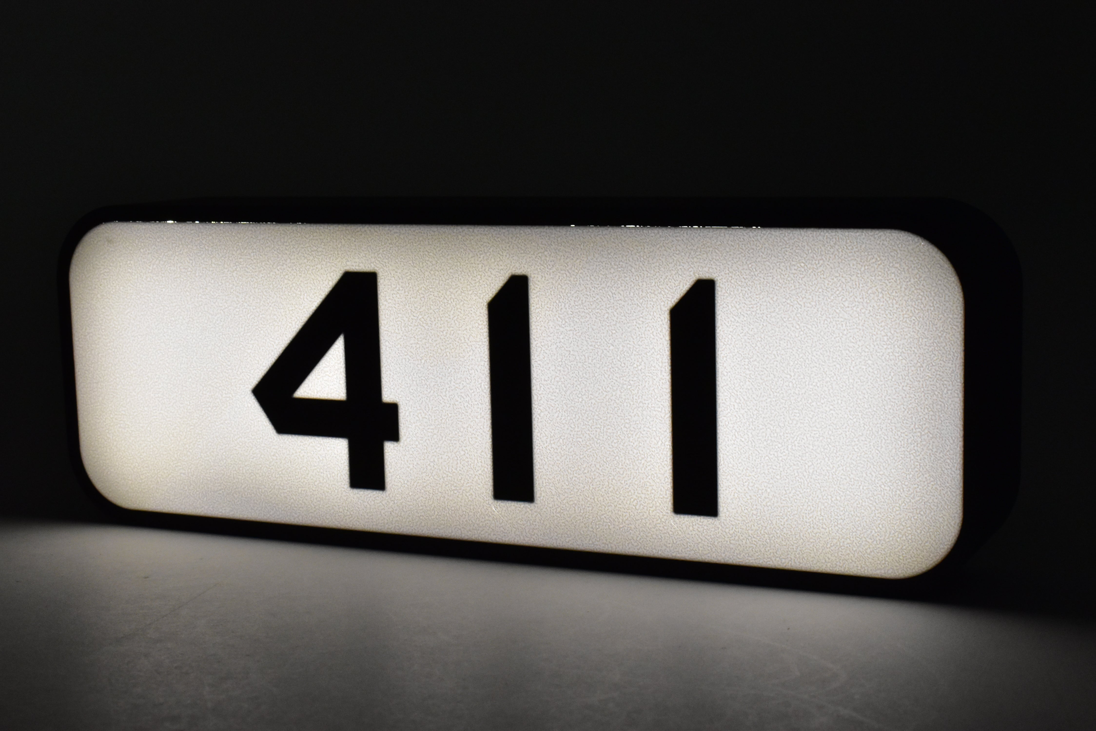 Customizable 3D Printed and Illuminated Sign for C&NW - Chicago & Northwestern #411 Number Board, Ideal for Display