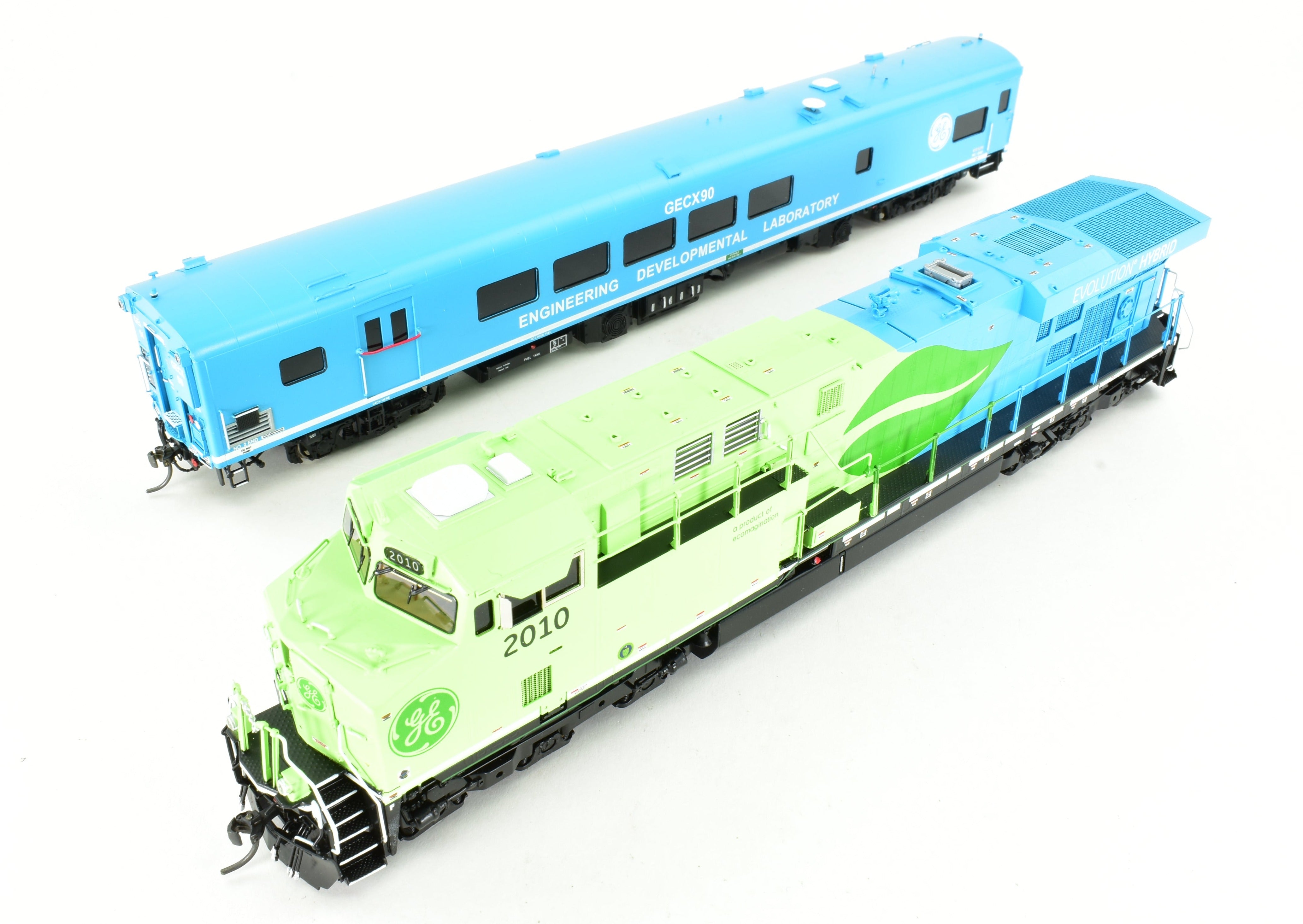 HO Scale Brass Model Train Set - Overland Models Inc. GE Demo, General Electric Demonstrator GE Evolution and Test Car Set with Factory Paint