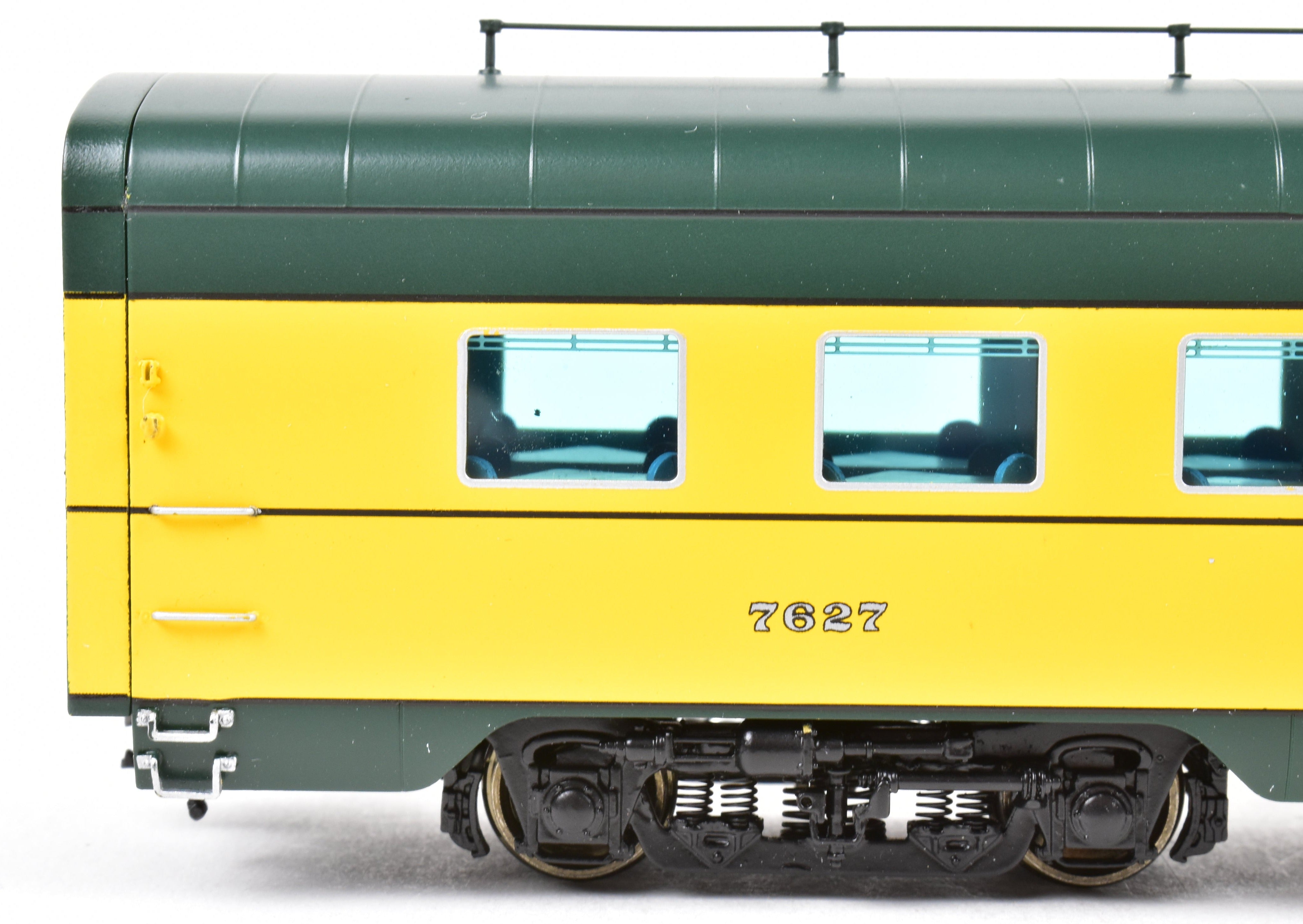 HO Scale Brass Railway Classics Model - Chicago and North Western 400 Baggage Cafe Lounge Car FP, Featuring Road Number 7627