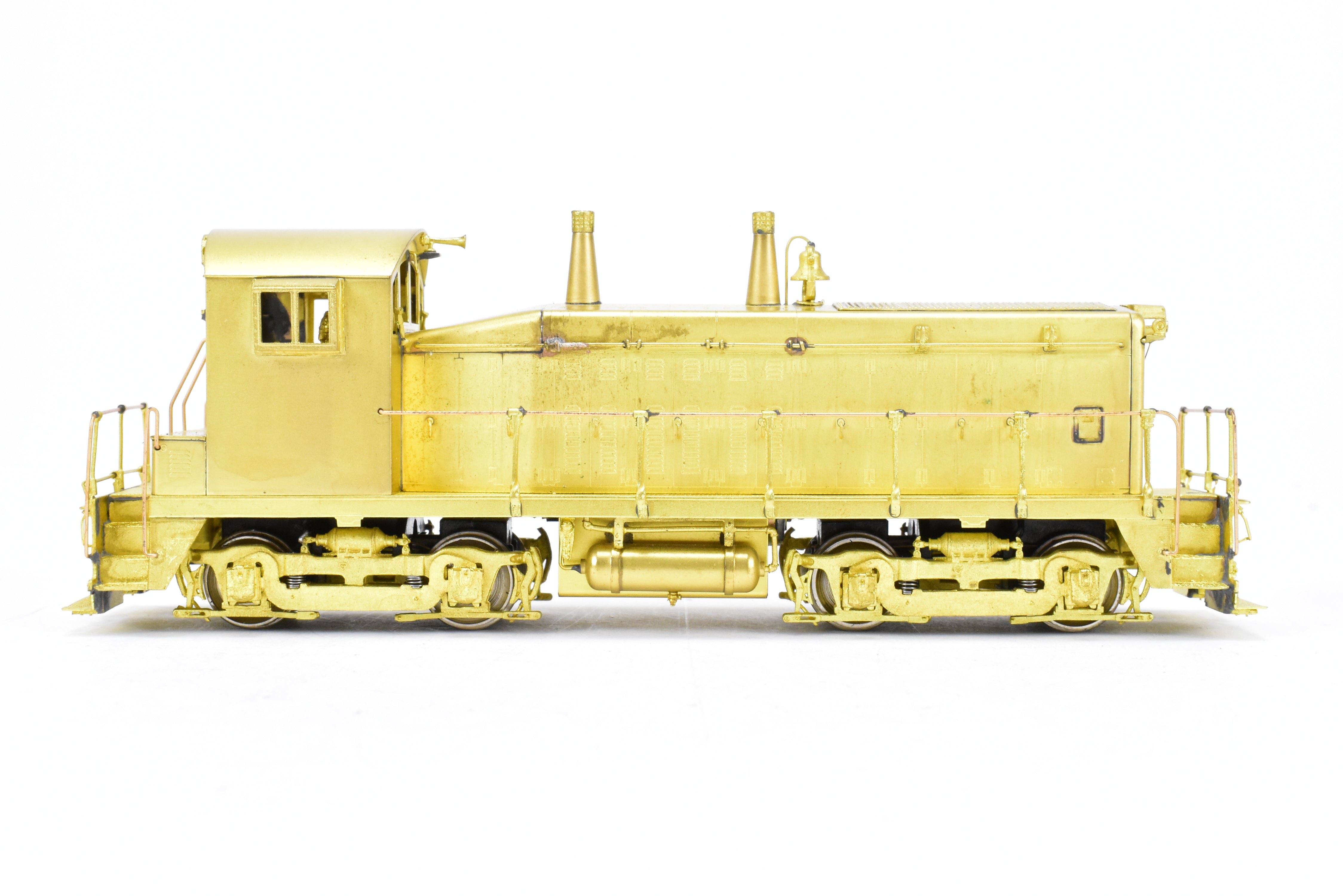 HO Scale Brass Diesel Locomotive Model by Overland Models Inc. Representing Great Northern EMD NW - 2