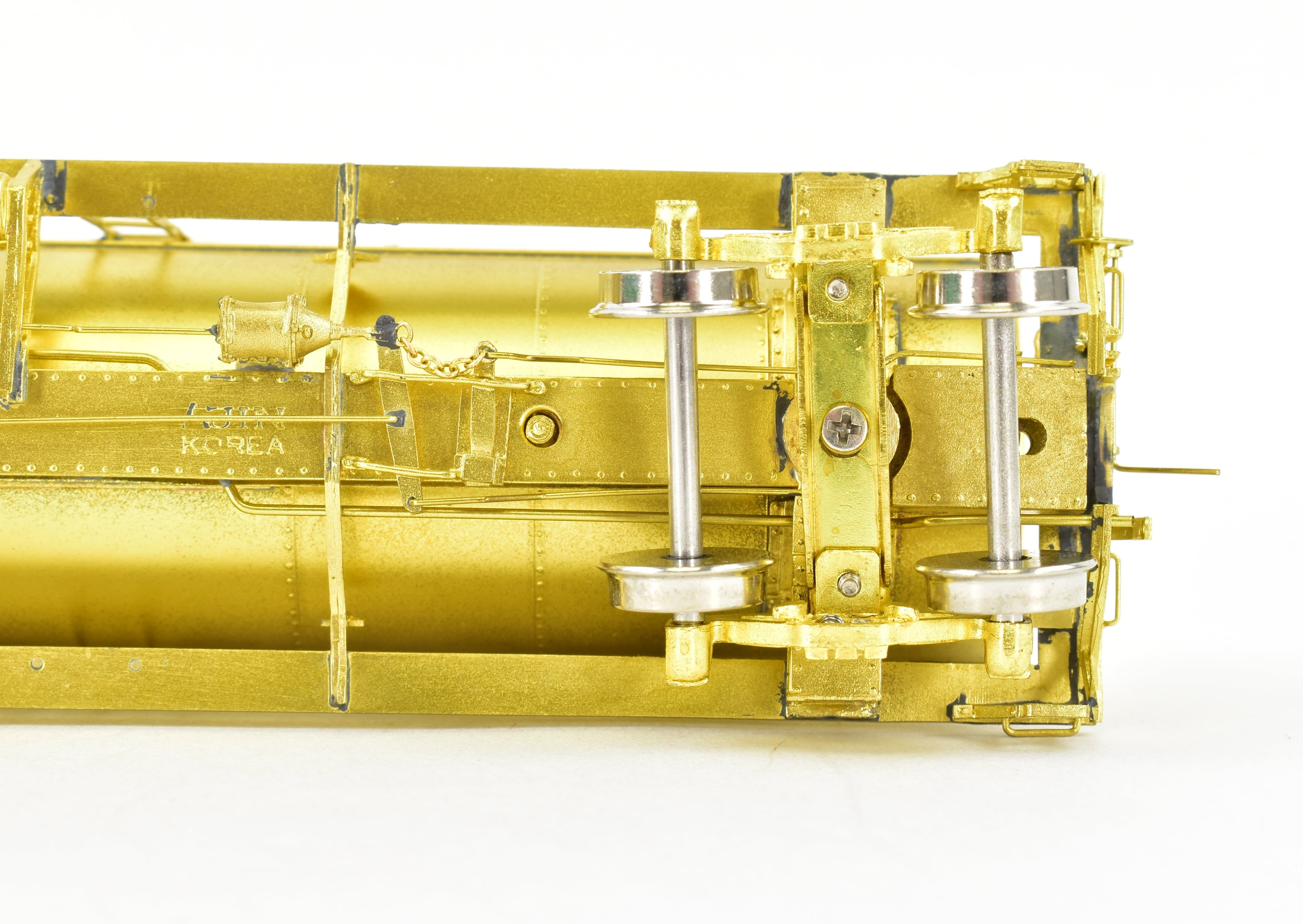 HO Brass OMI 8,000 Gallon Insulated Three Dome Tank Car by Overland Models