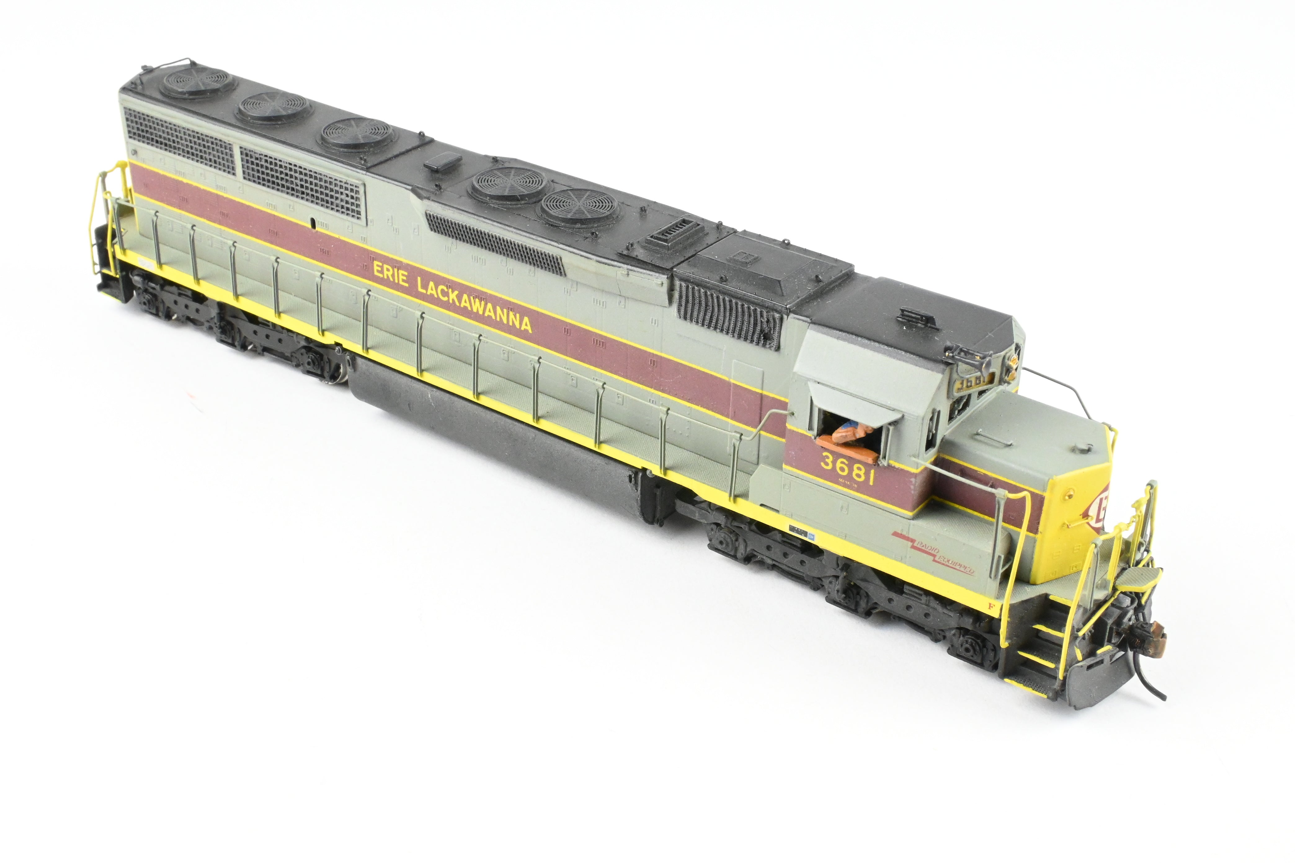 HO Scale Brass Erie Lackawanna EMD SD45 - 2 3600 HP Custom Painted Model