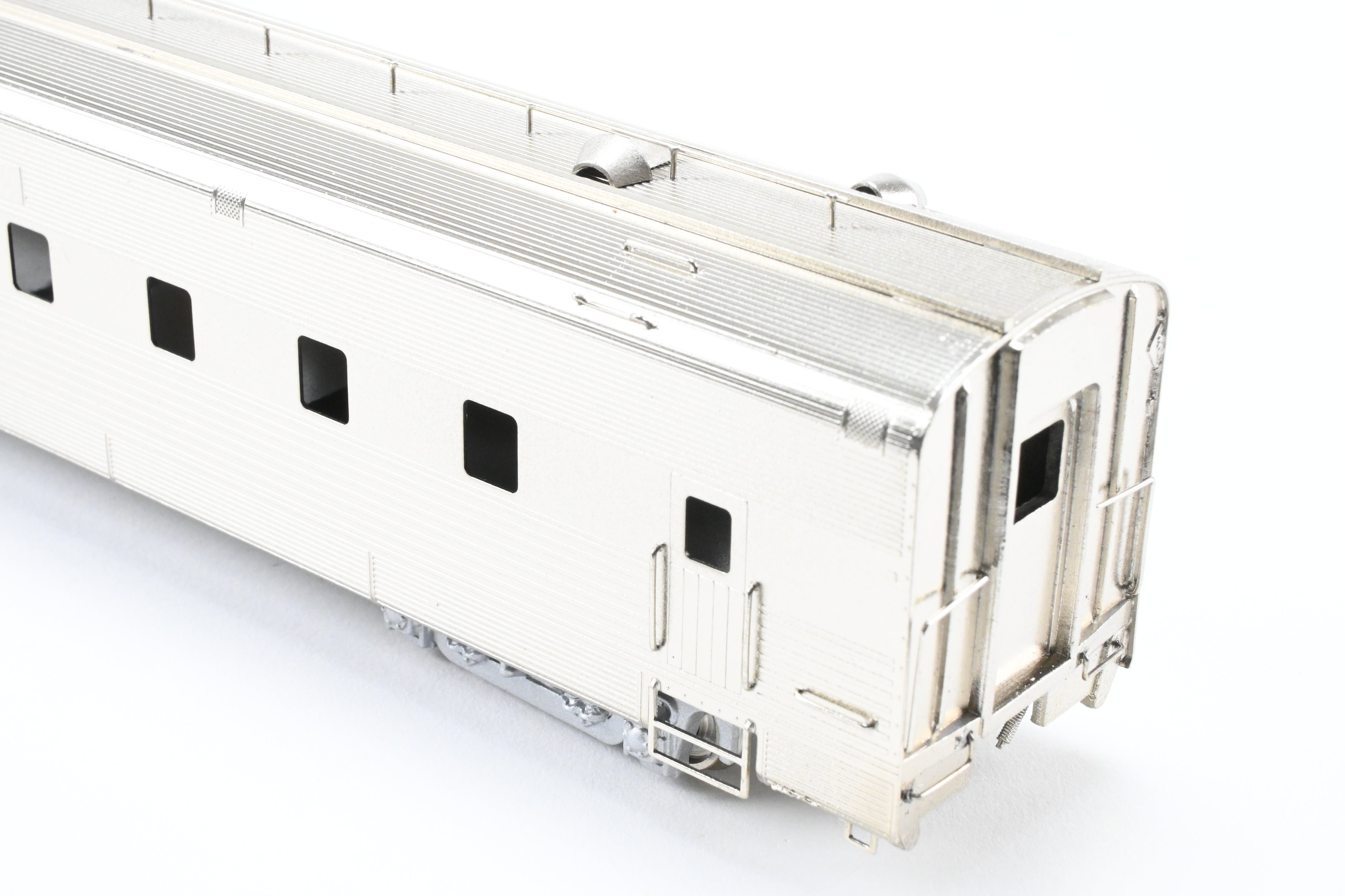 HO Scale Brass Model of Oriental Limited CB&Q - Burlington Route Twin Cities Zephyr Diner (Models 196 - 197)