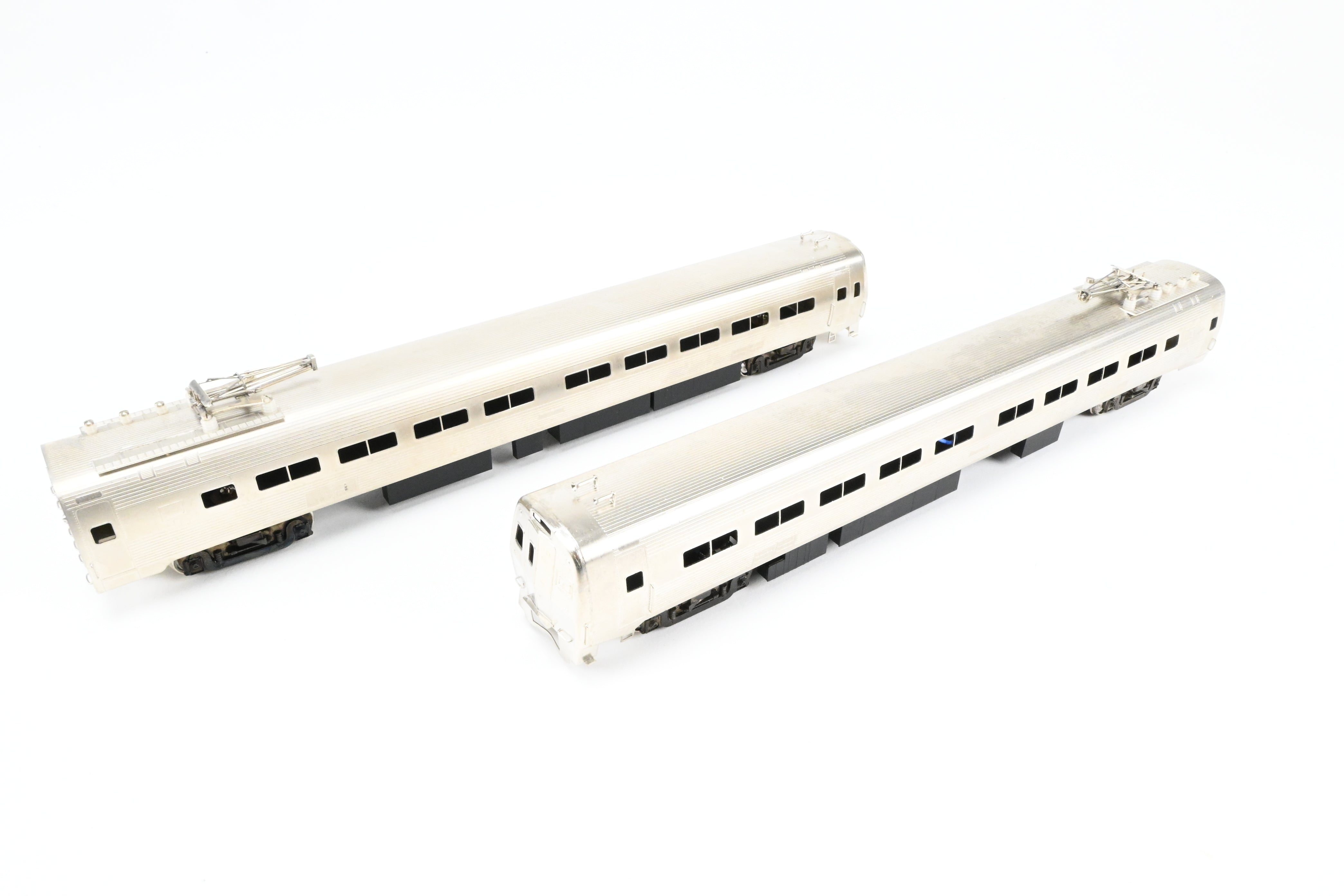 HO Scale Brass Gem Models Collectible PC - Penn Central/Amtrak Budd Metroliner 2-Car Set (1 Powered and 1 Non-Powered) with Factory Plated and Unlettered Finish