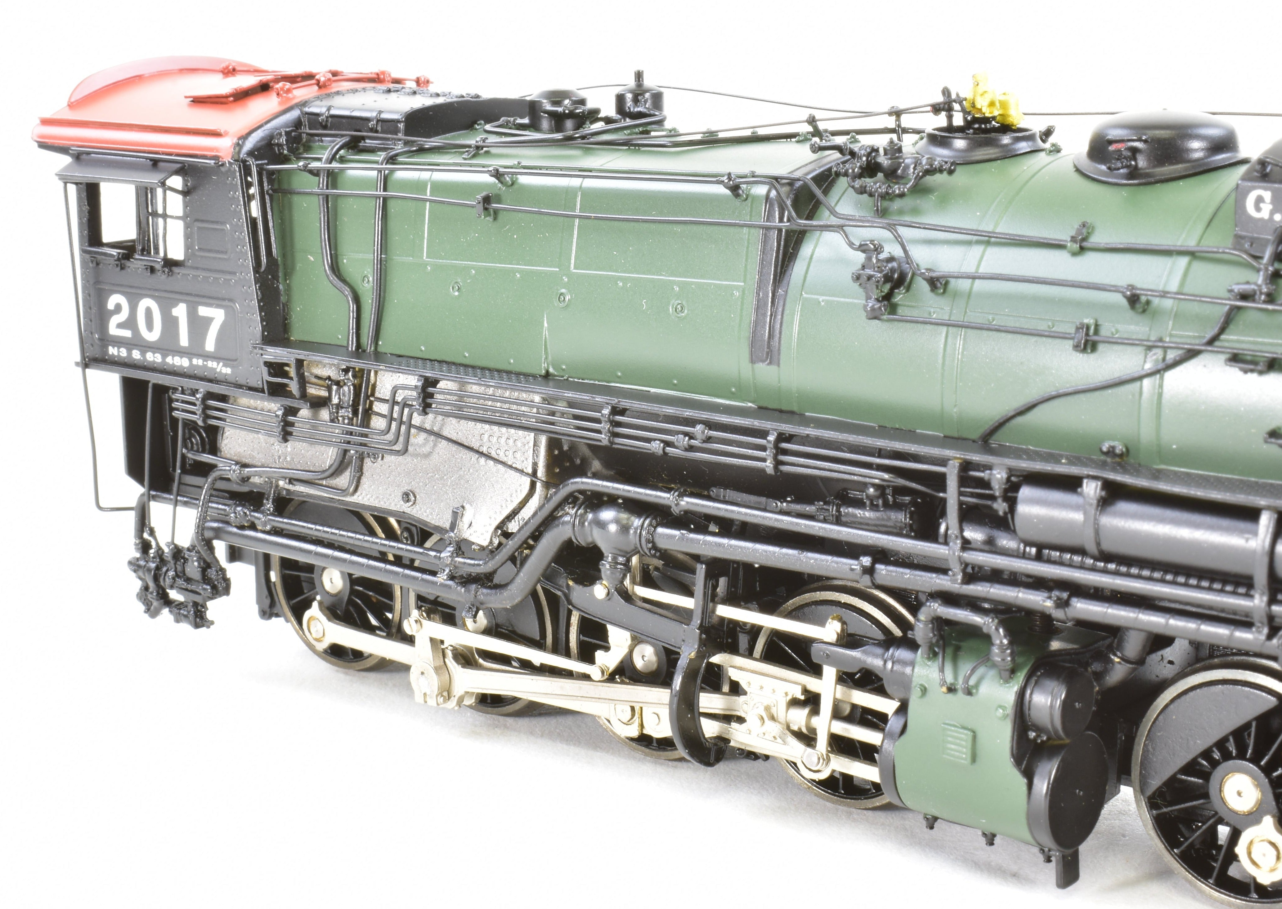 HO Scale Brass Model Train by Precision Scale Co. - Great Northern Class N - 3 2 - 8 - 8 - 0 FP in Glacier Park Scheme