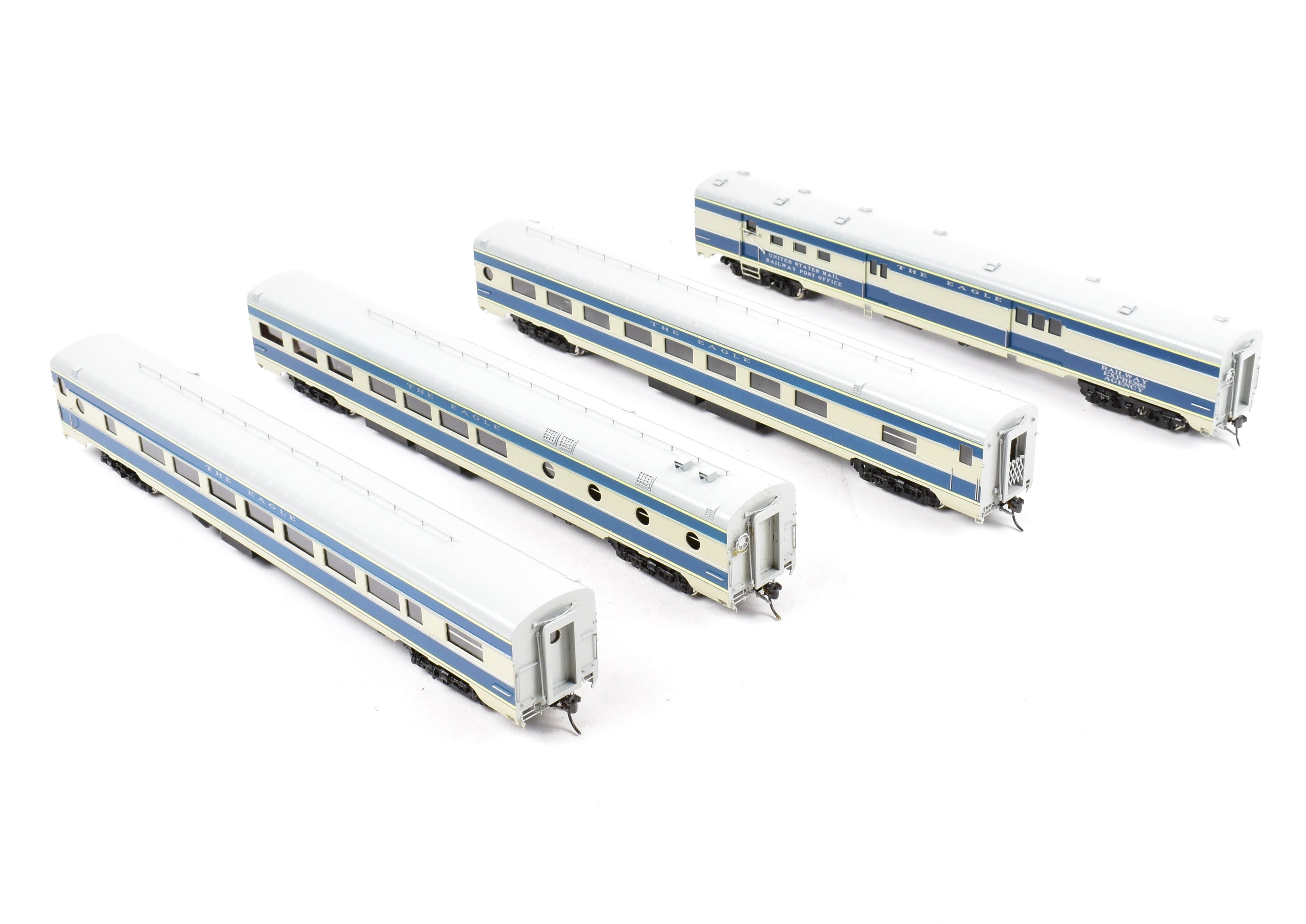 HO Scale Brass Model Train - Hallmark Models MP - Missouri Pacific and T&P - Texas & Pacific Texas Eagle Section 1 Four-Car Set for Model Train Enthusiasts