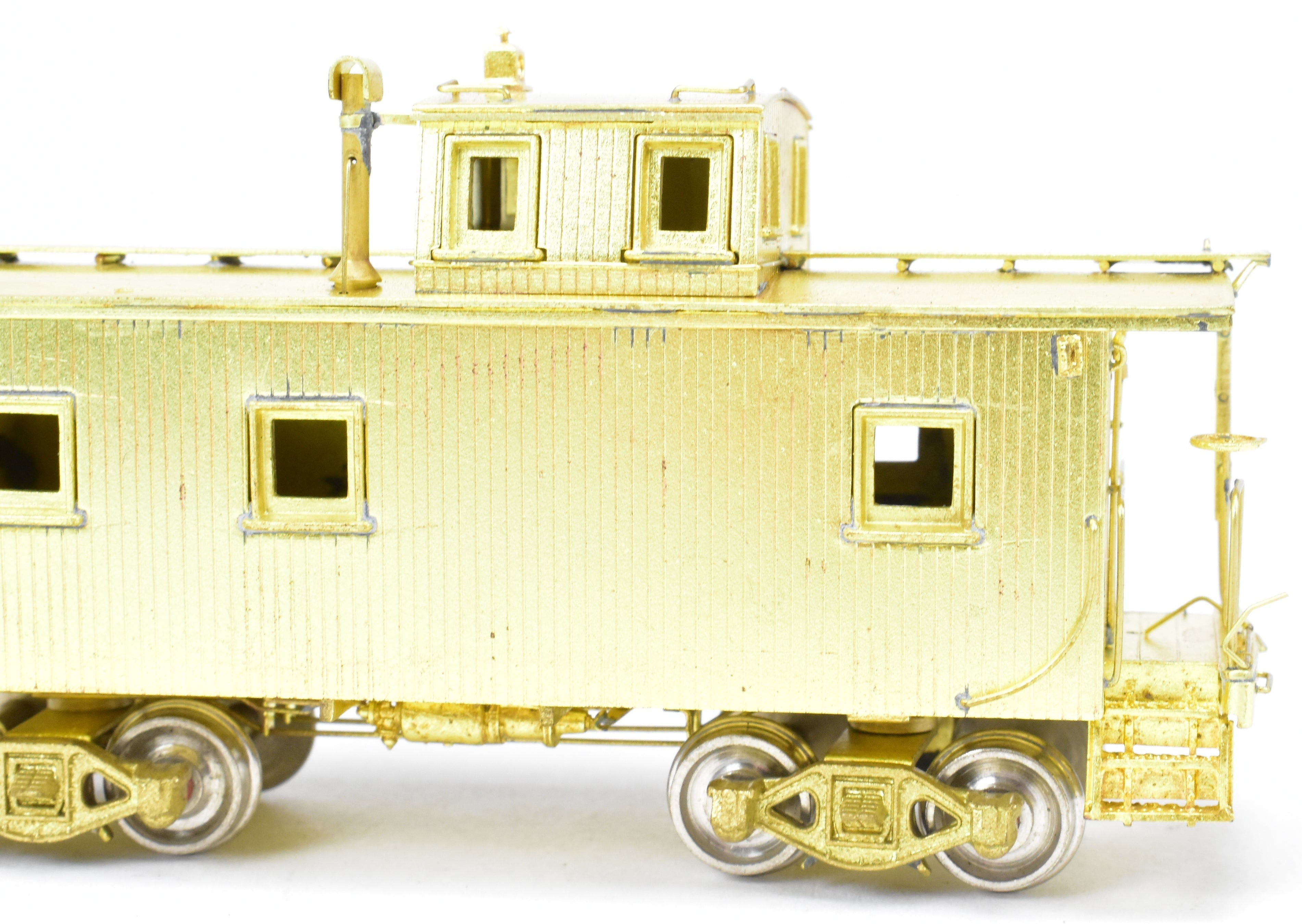 HO Scale Brass Construction Alco Models New York Central (NYC) 24-Foot Offset Cupola Wood Caboose Model