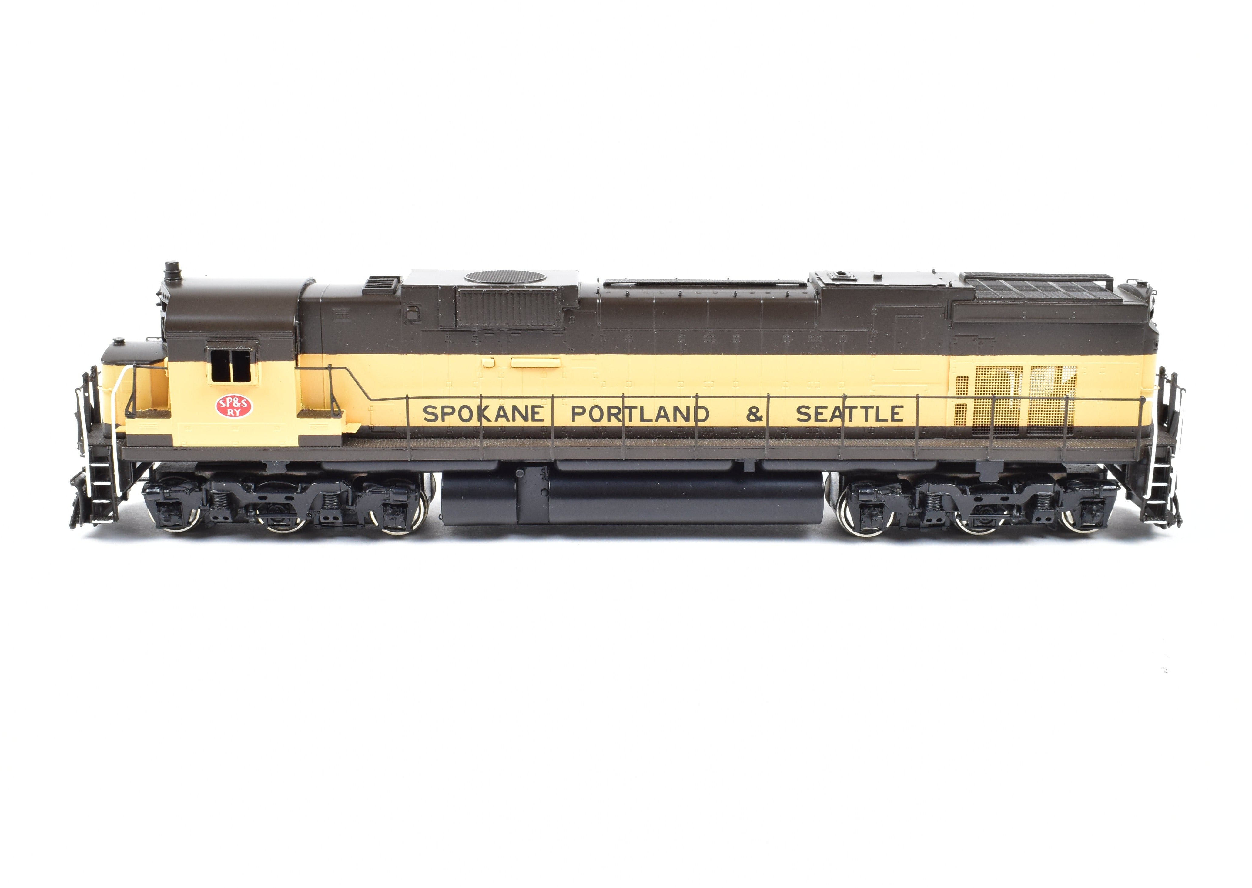HO Scale Brass Model Train - Oriental Limited/Challenger Imports' Spokane, Portland & Seattle Alco C - 636 FP Un - numbered Locomotive
