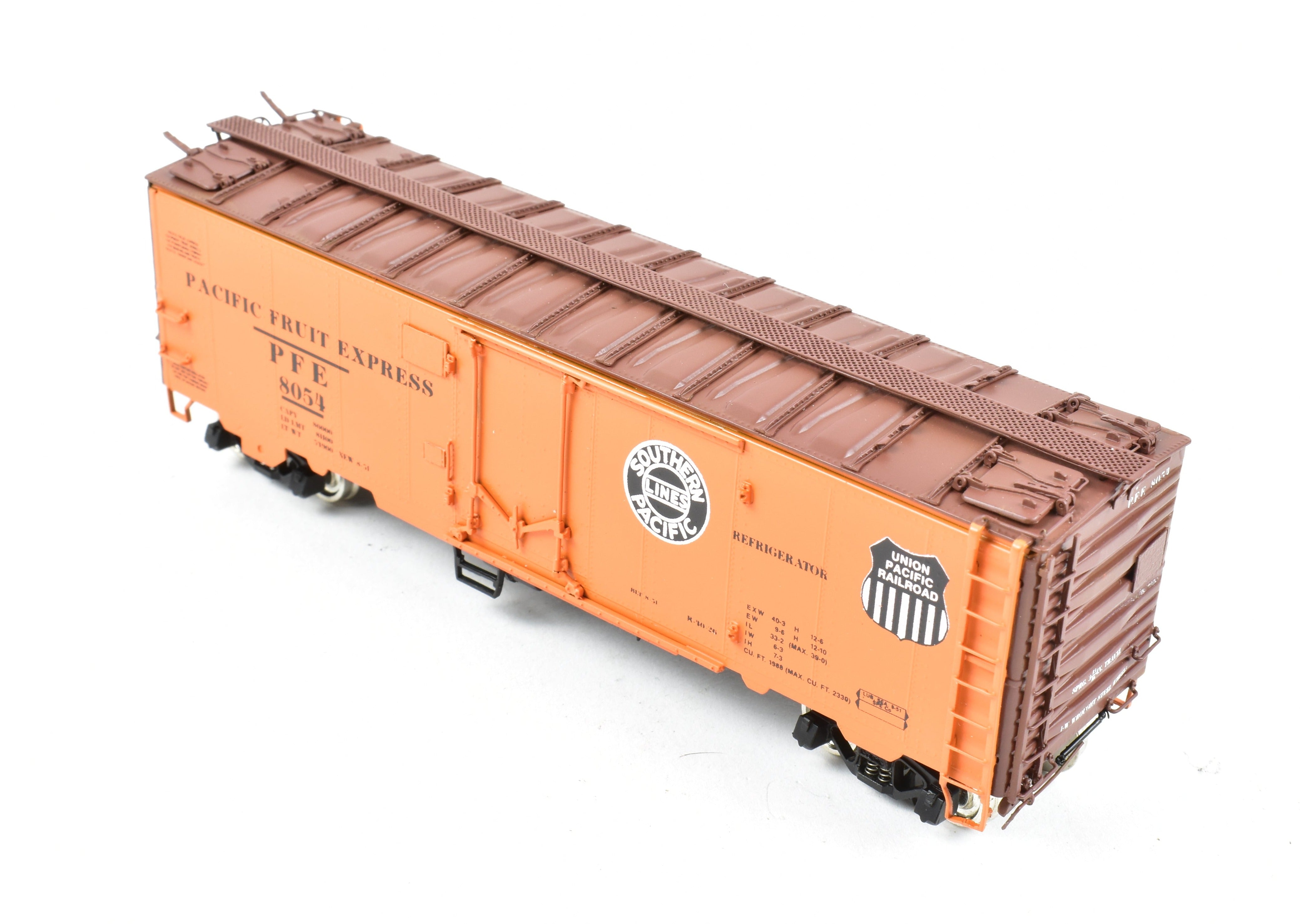 HO Brass Challenger Imports PFE Pacific Fruit Express R-40-26 #8054 Refrigerator Car