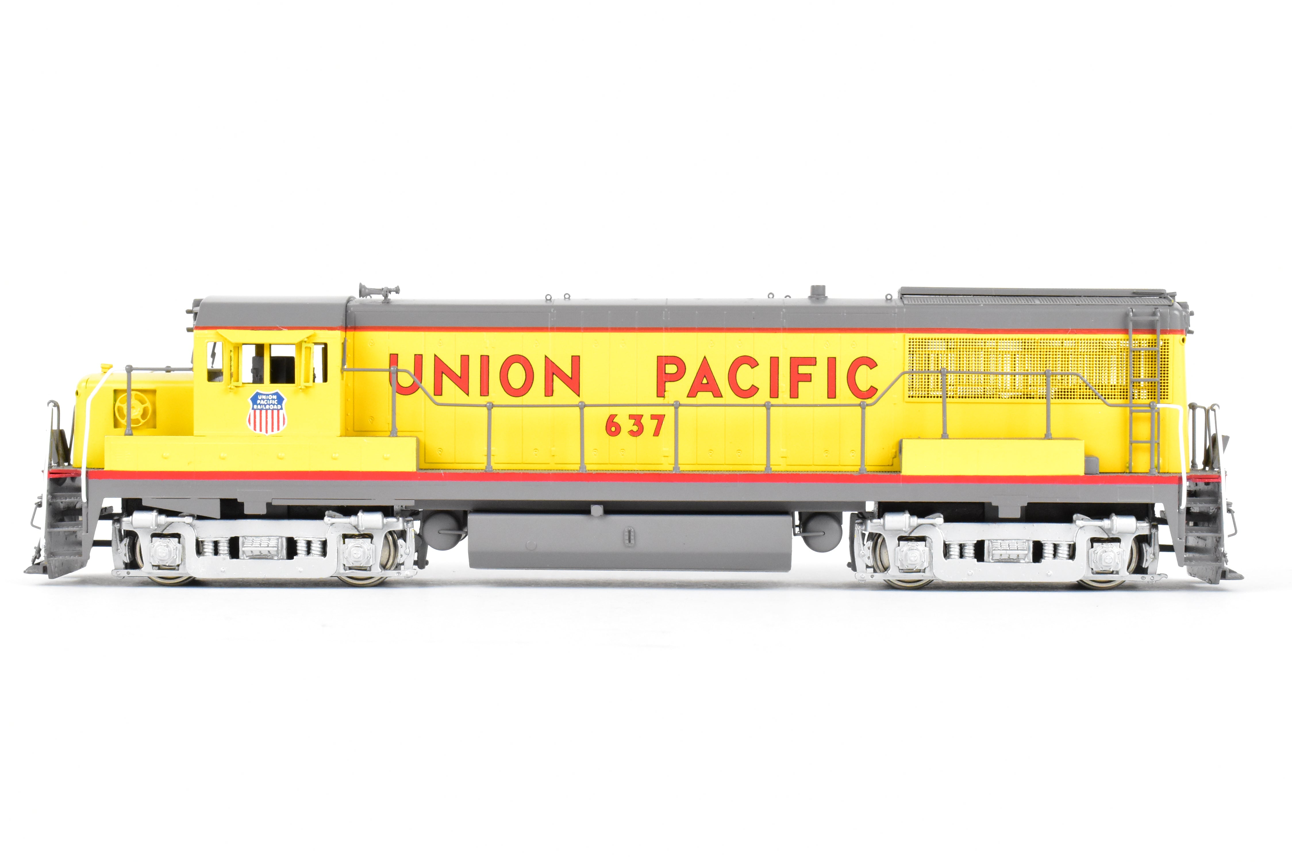 HO Scale Brass Model Train - Union Pacific GE U25B 2500 HP Low Hood (Intermediate) - Oriental Limited Edition, FP No. 637
