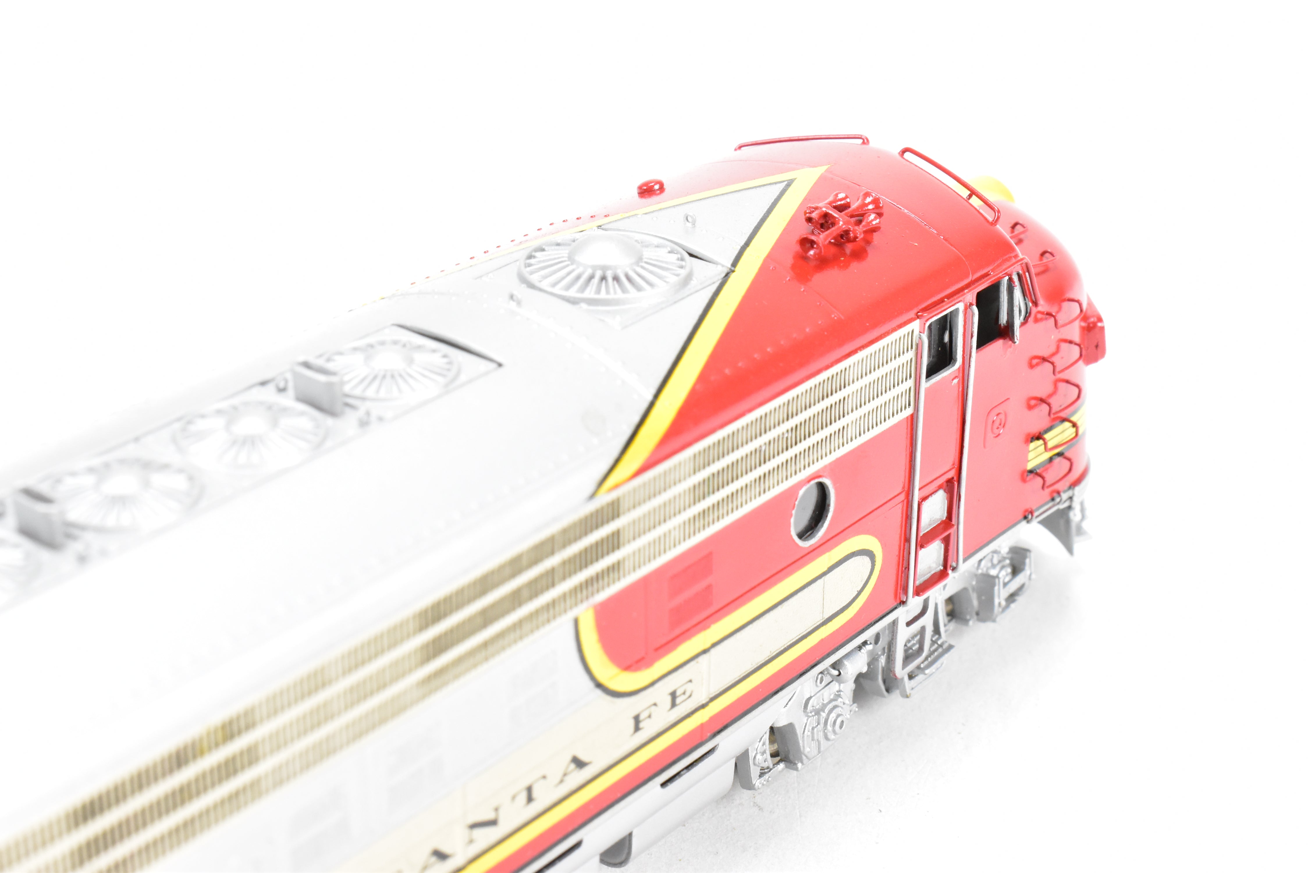 HO Brass Oriental Limited ATSF Santa Fe EMD F3A 1500 HP Phase IV Warbonnet #337 Pro-Painted