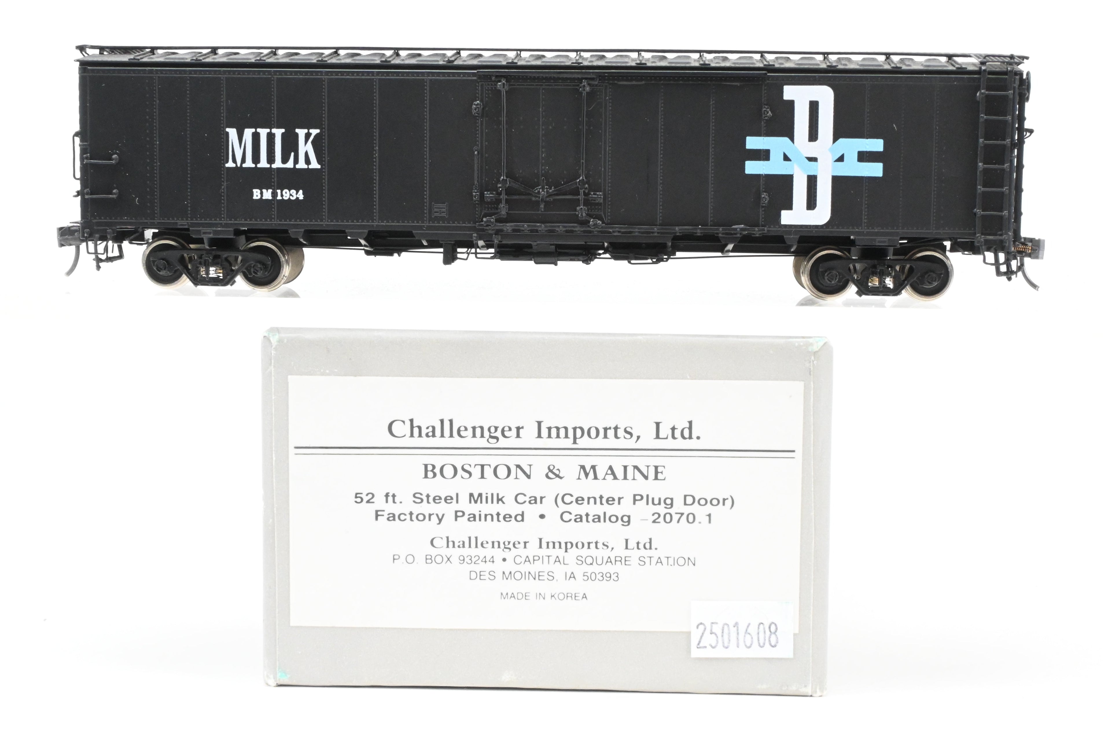 HO Scale Brass CIL - Challenger Imports Boston & Maine 52-Foot Steel Milk Center Plug Door Freight Car Model No. 1934