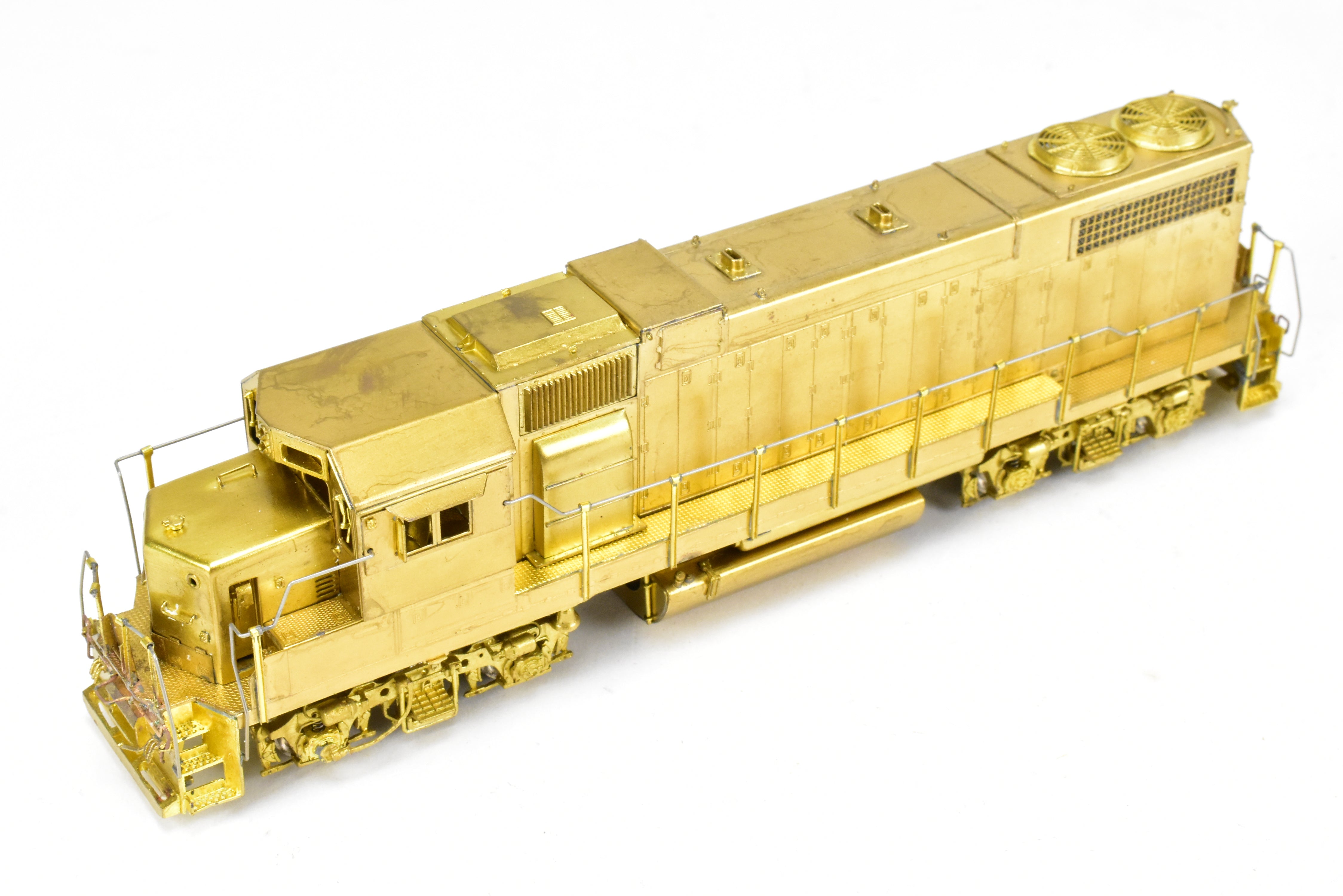 HO Brass OMI EMD GP38-2 Non-Dynamic Brake Model with Minor Tarnish, Wrong Box