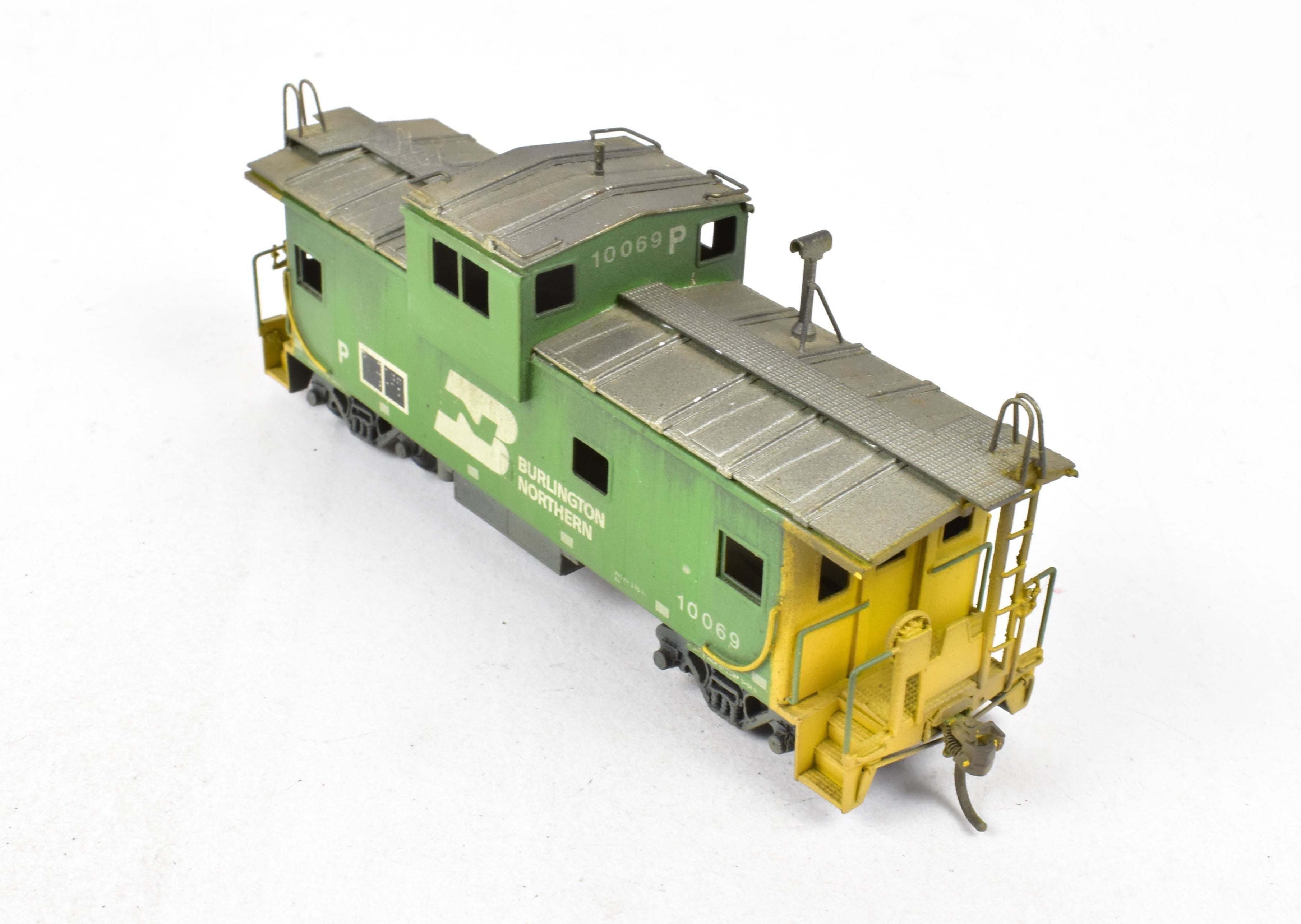 HO Scale Brass Oriental Limited Burlington Northern X Caboose X96 - 155 Class Model with Custom Painting and Weathering Effect