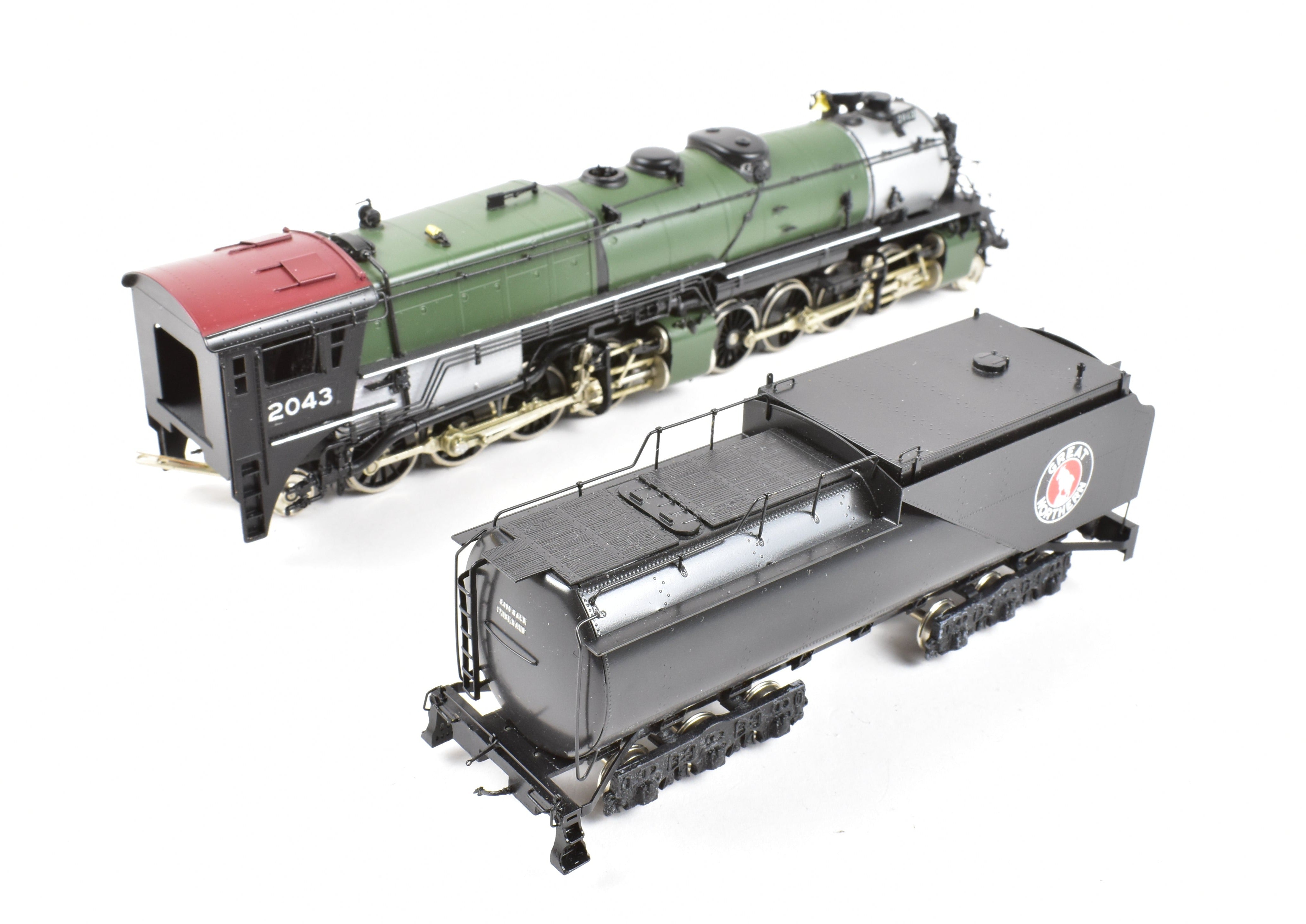 HO Scale Brass Model Train - Oriental Limited GN Great Northern R - 1 2 - 8 - 8 - 2 Closed Cab Version Freight Locomotive