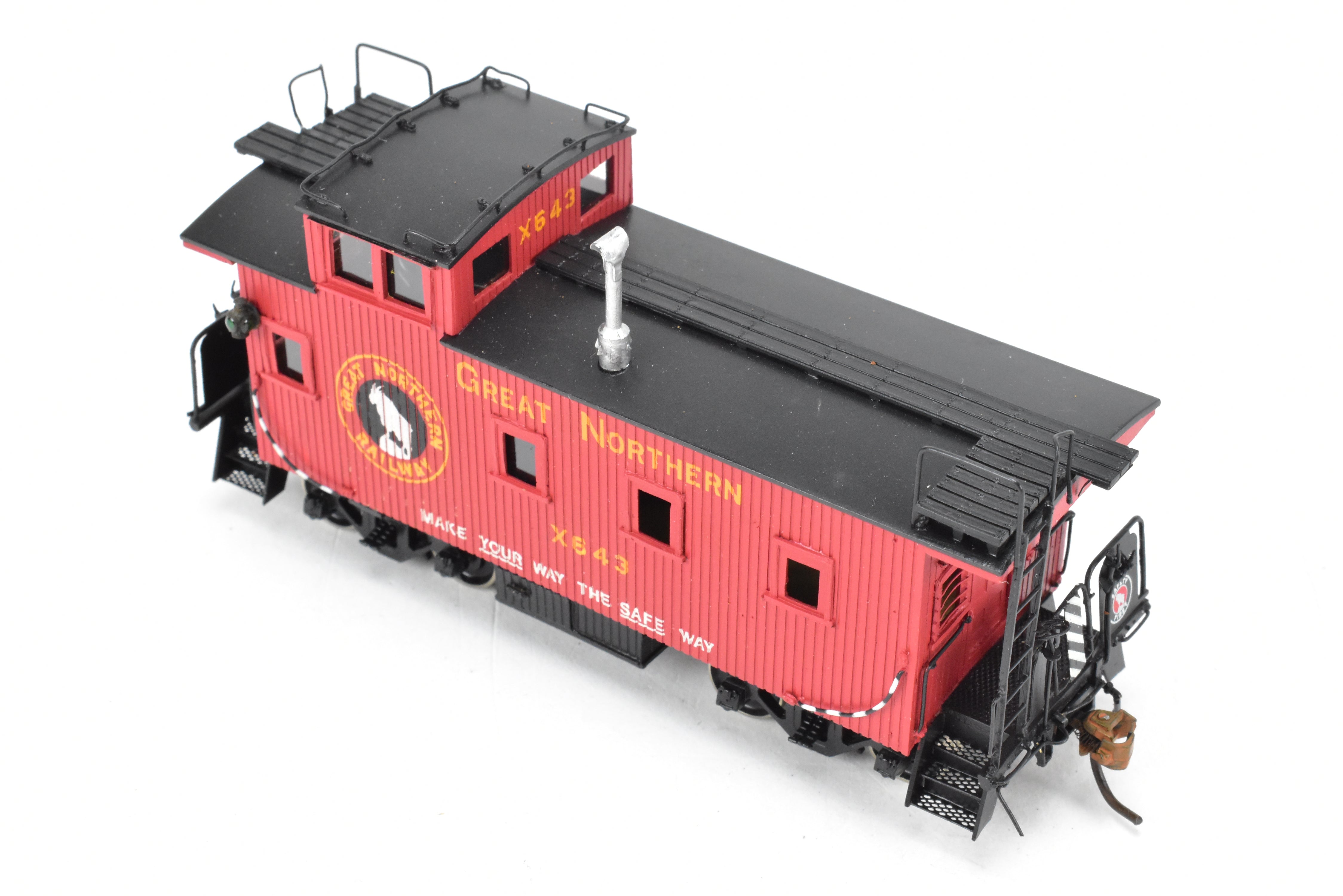 HO Scale Brass American Model Company GN 25-Foot Wood Caboose C/P #X643