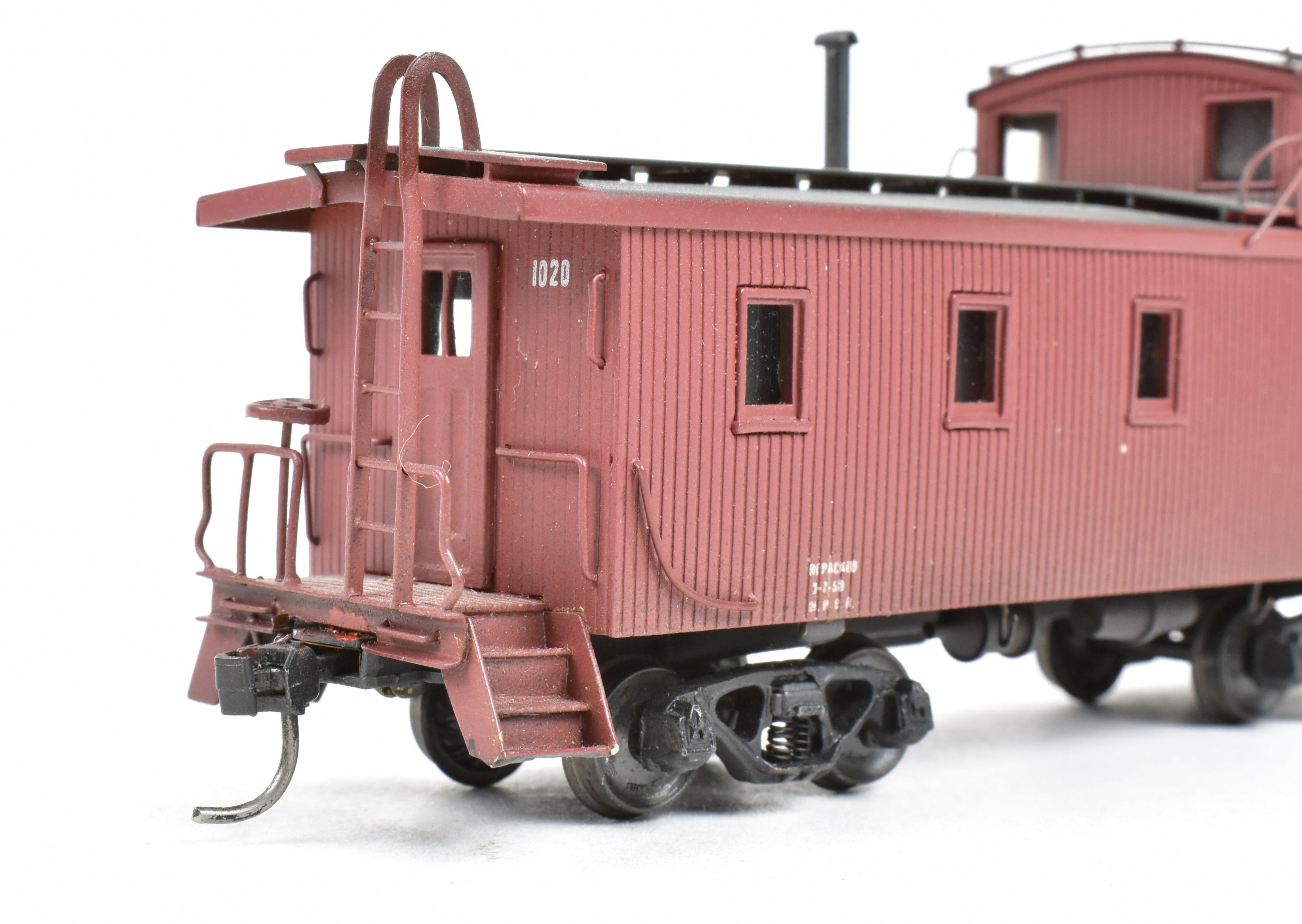 Hallmark Models HO Brass Missouri Pacific Wood Sheathed Caboose No. 1020, Painted