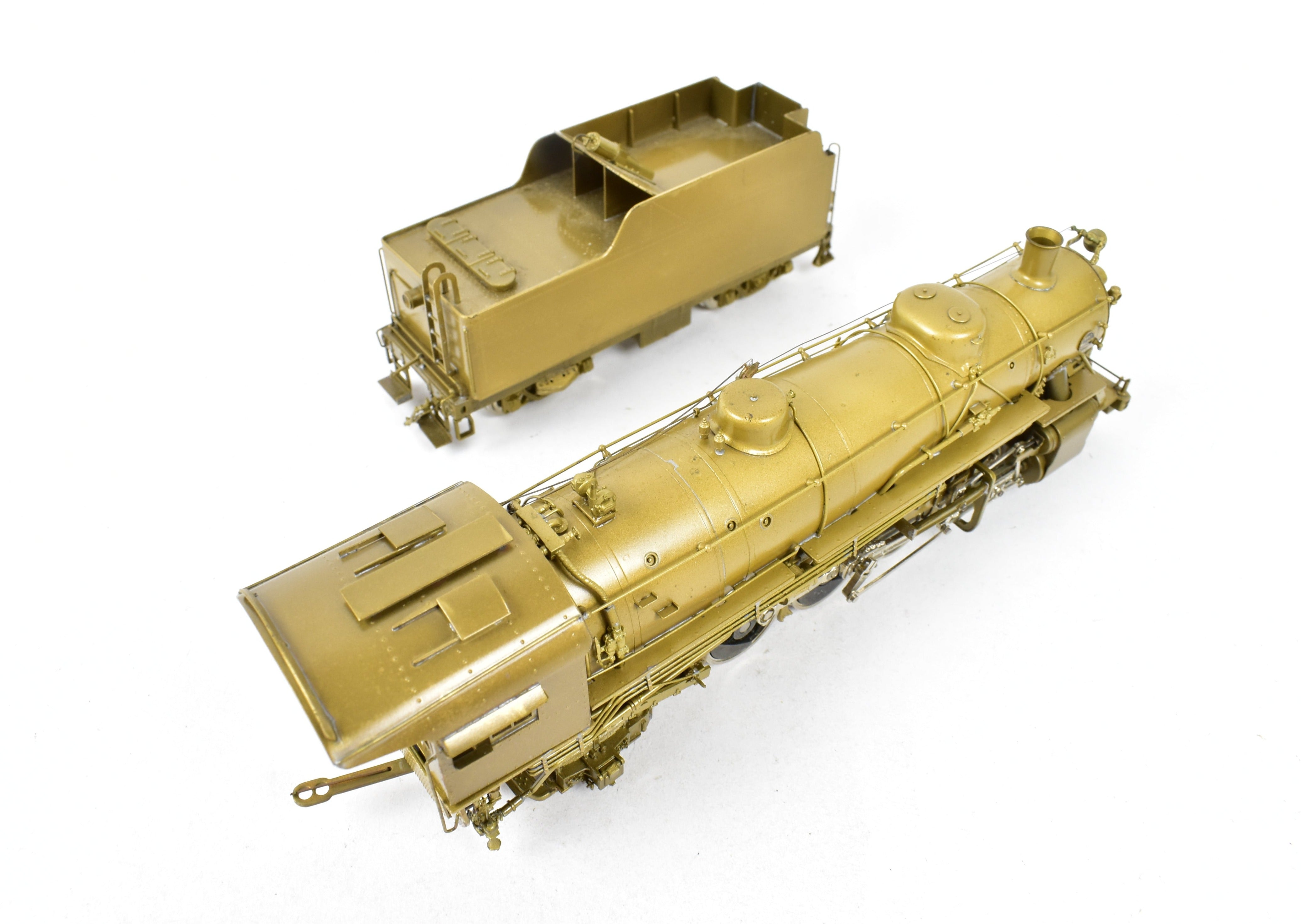 High - Quality HO Scale Brass Pacific Fast Mail (PFM) Model of United States Railway Administration (USRA) 2 - 8 - 2 Light Class Mikado Locomotive from 1977 Hi - Grade Run