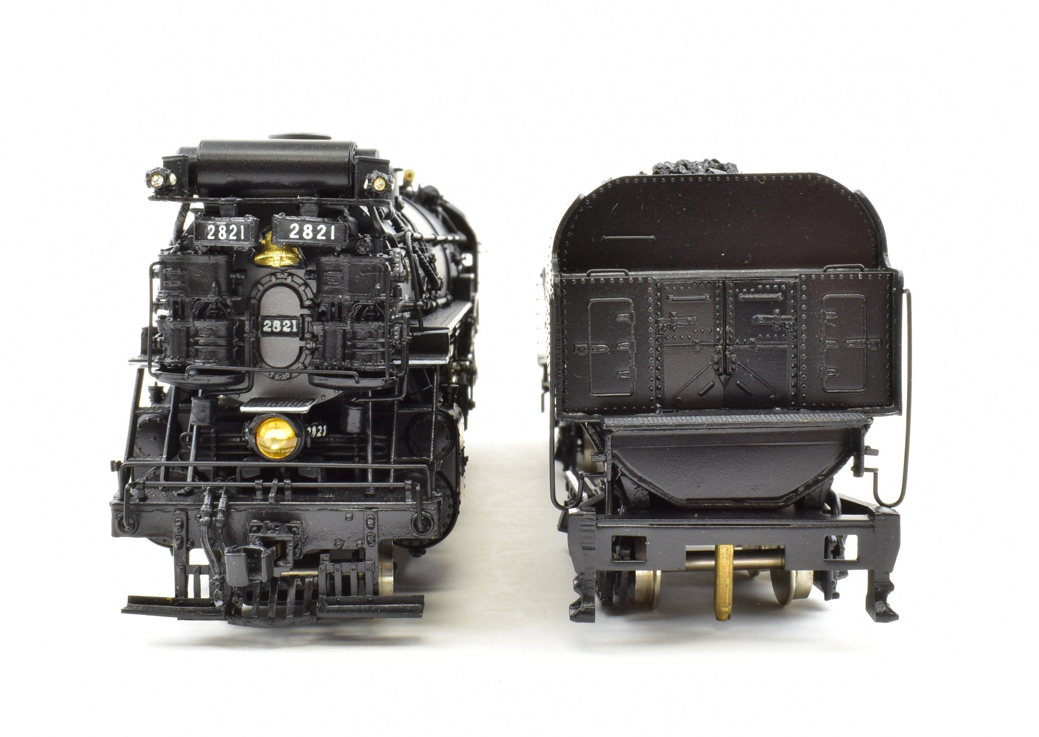 Highly Detailed HO Scale Brass Pacific Fast Mail Model - United C&O Chesapeake & Ohio 2-8-2 K-3 Mikado Crown Model with Pro-Paint #2821 from 1978