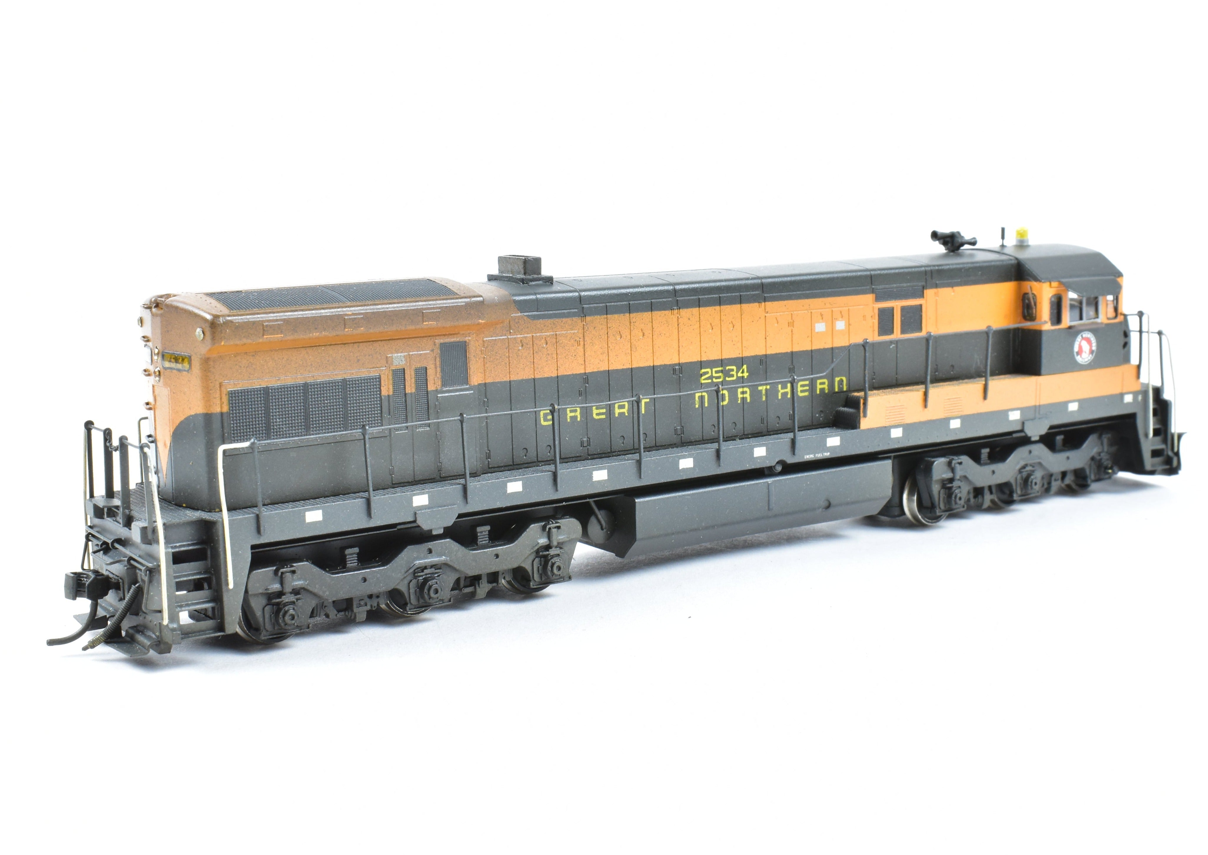 HO Scale Brass ALCO Great Northern General Electric U - 33C Diesel Locomotive Model GN for Model Train Enthusiasts