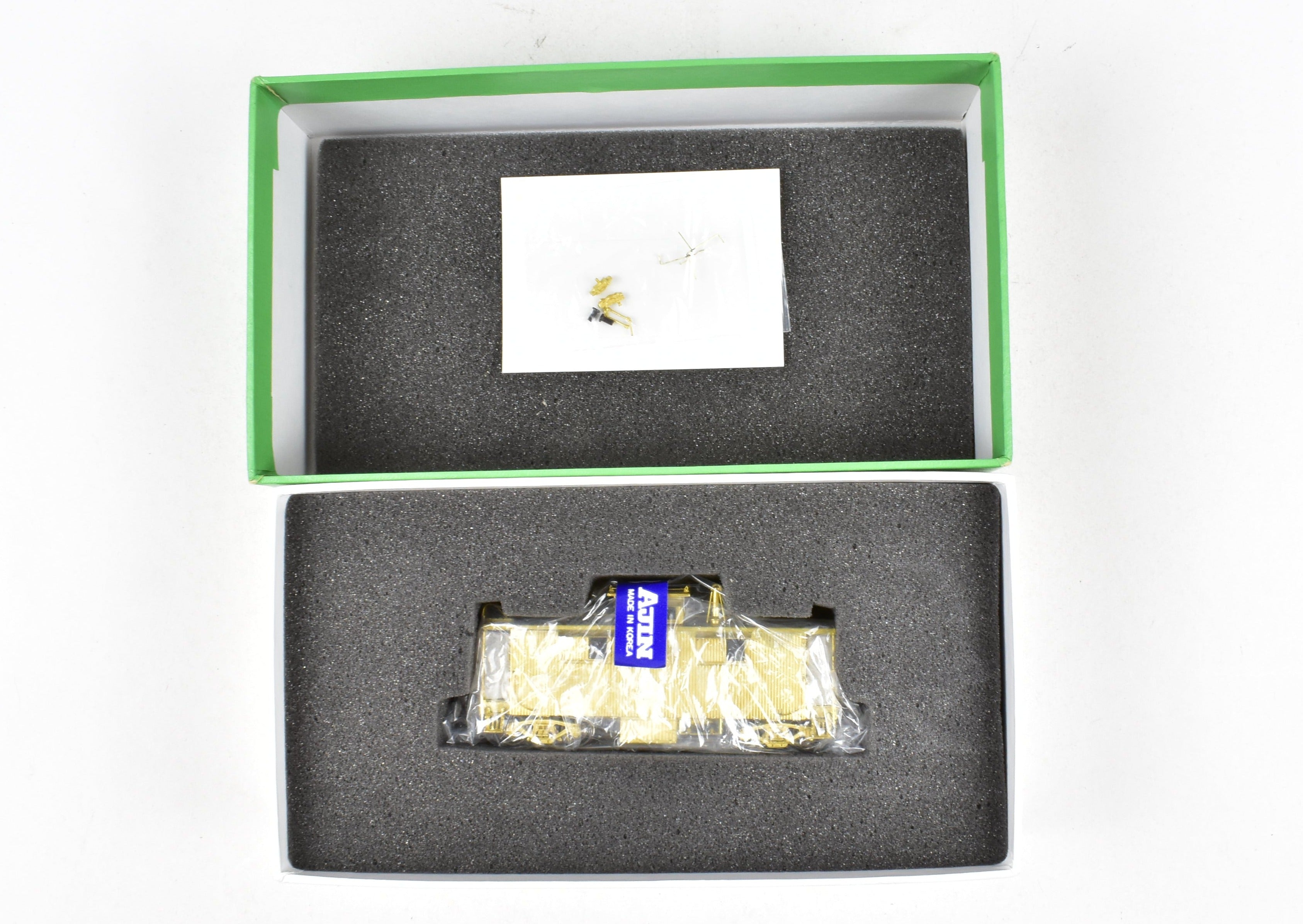 HO Scale Brass OMI C&O Wood Caboose by Overland Models, Inc.