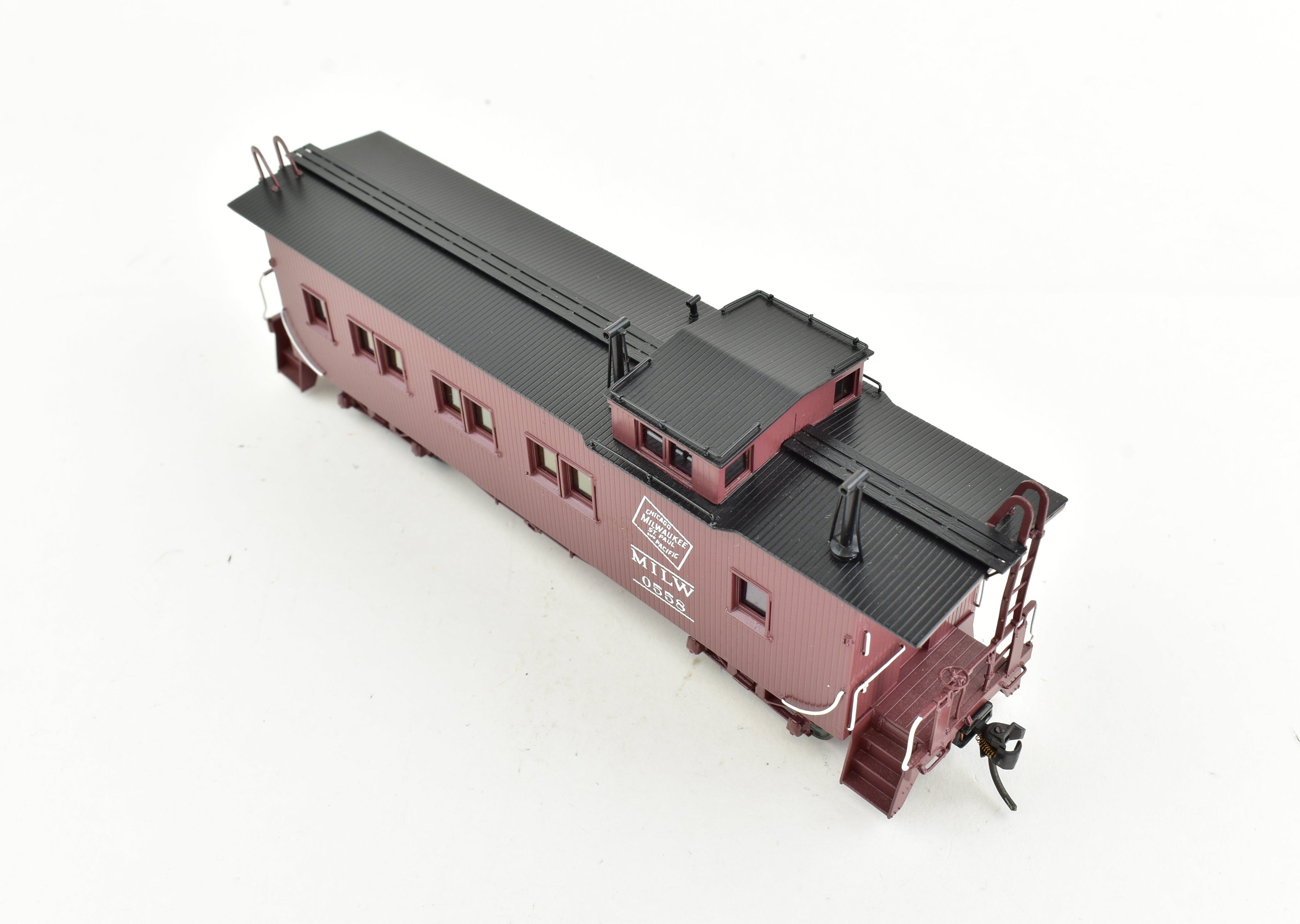 HO Scale Brass OMI Milwaukee Road 36' Wood Caboose No. 0558 by Overland Models