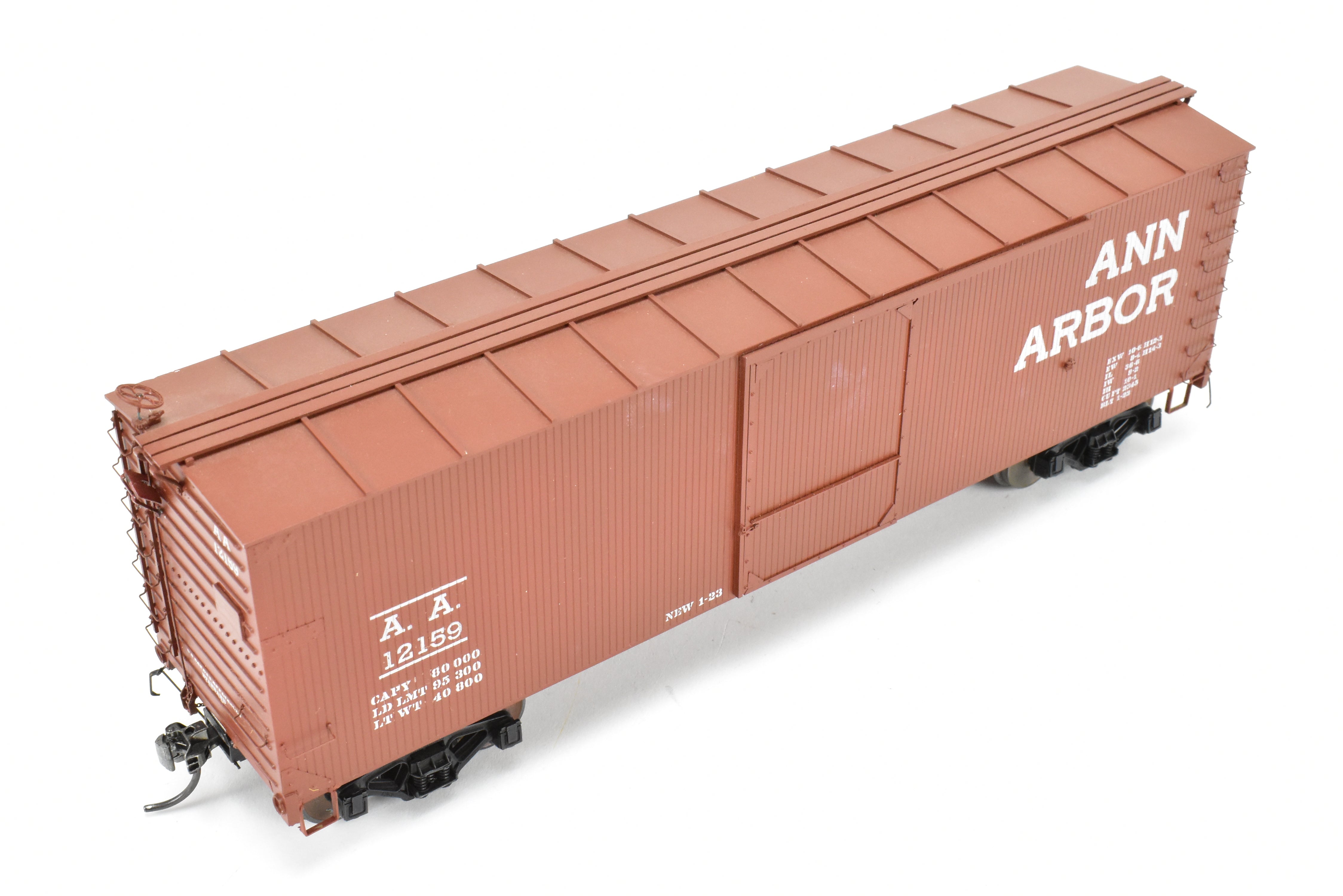 O Scale Model Train Collectible: Rails Unlimited Ann Arbor Custom-Built and Painted 40' USRA Double Sheath Boxcar
